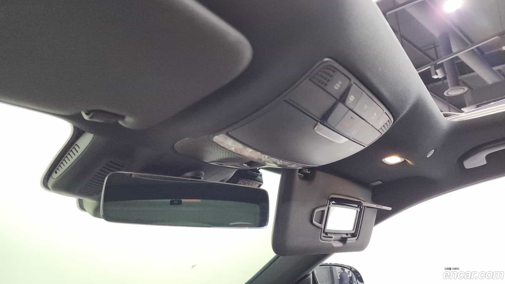 E-Class Mercedes-Benz 2021.3-OPTION-019