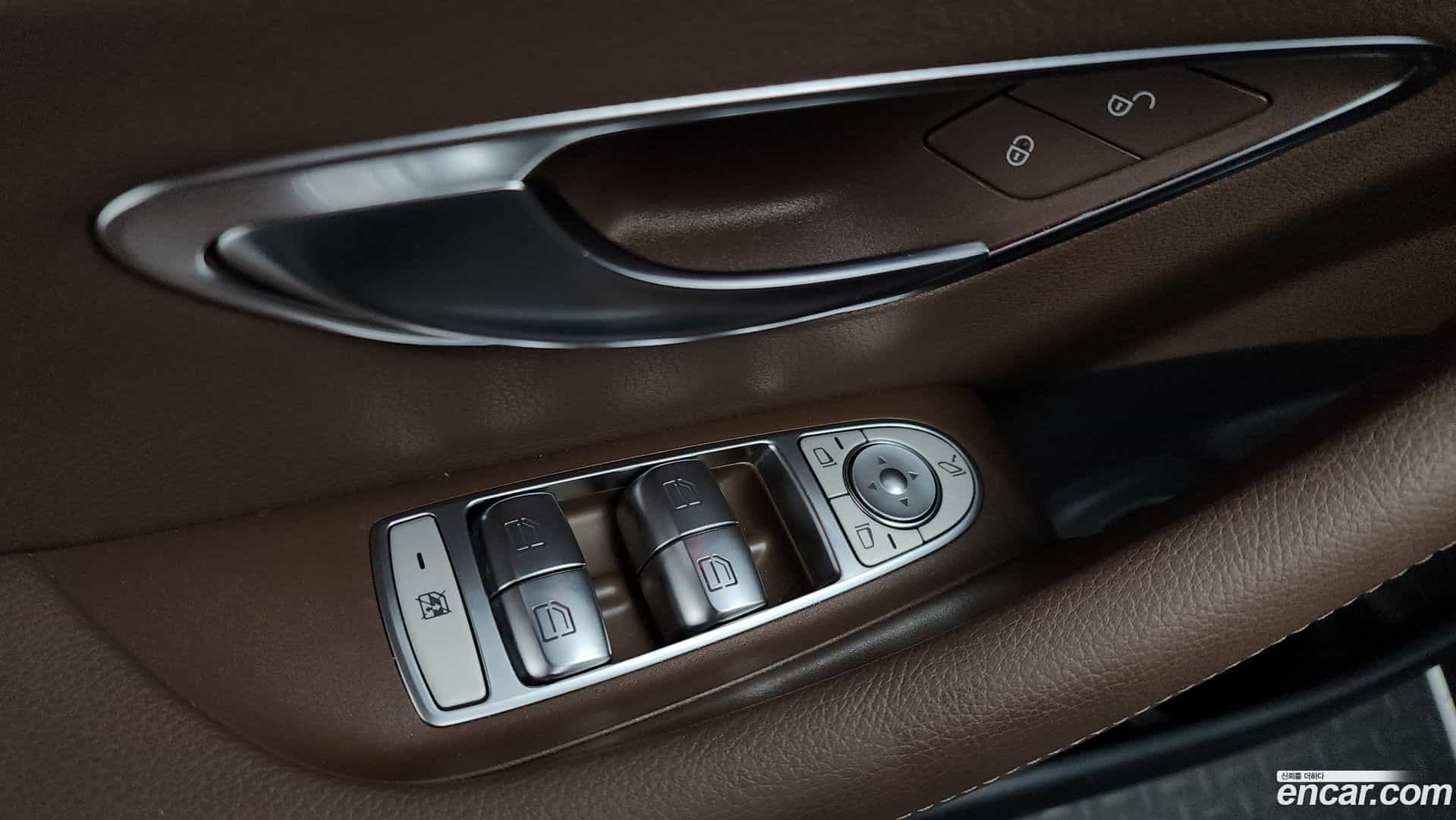 E-Class Mercedes-Benz 2021.3-OPTION-043