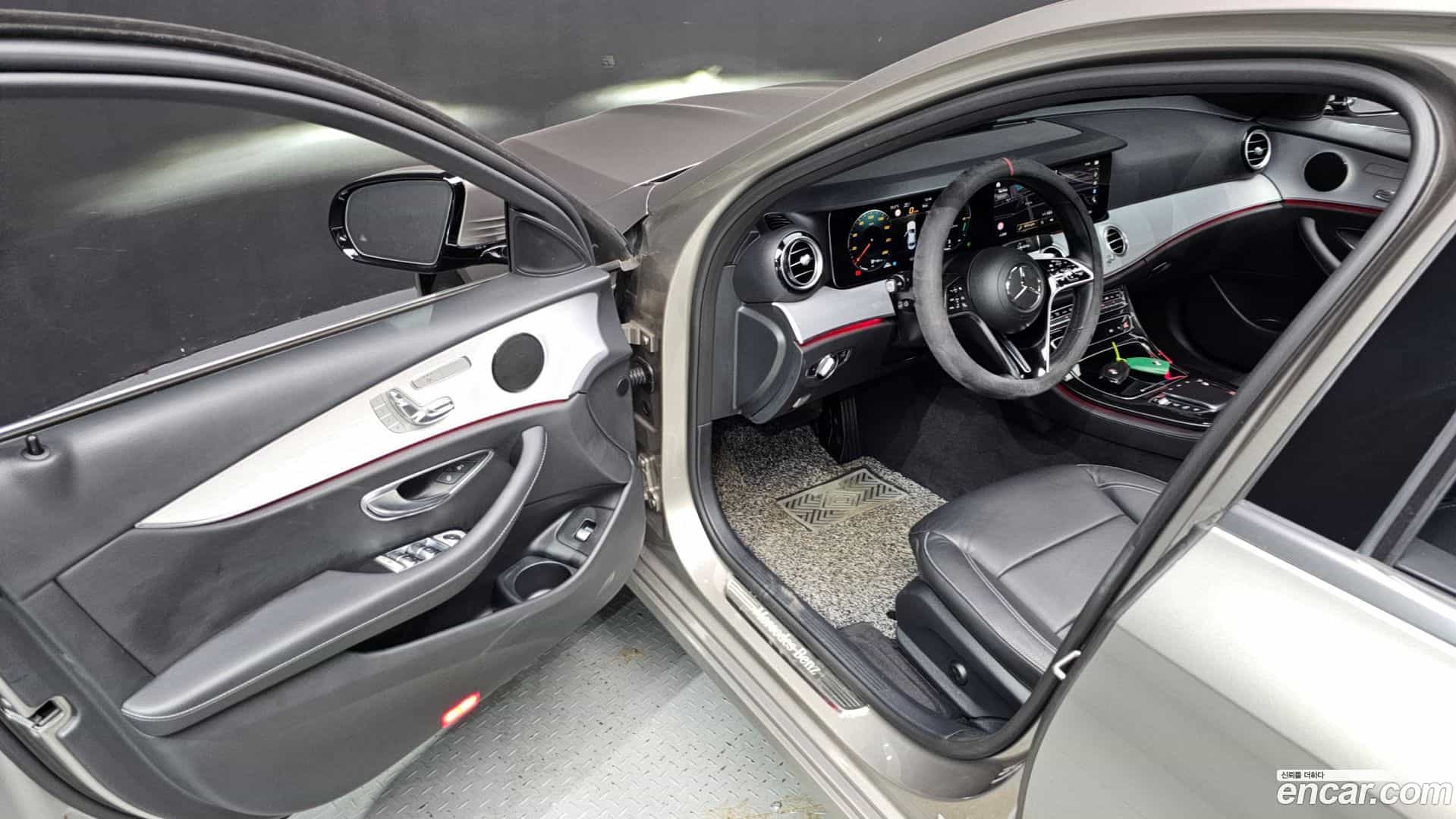 E-Class Mercedes-Benz 2020.11-INNER-010