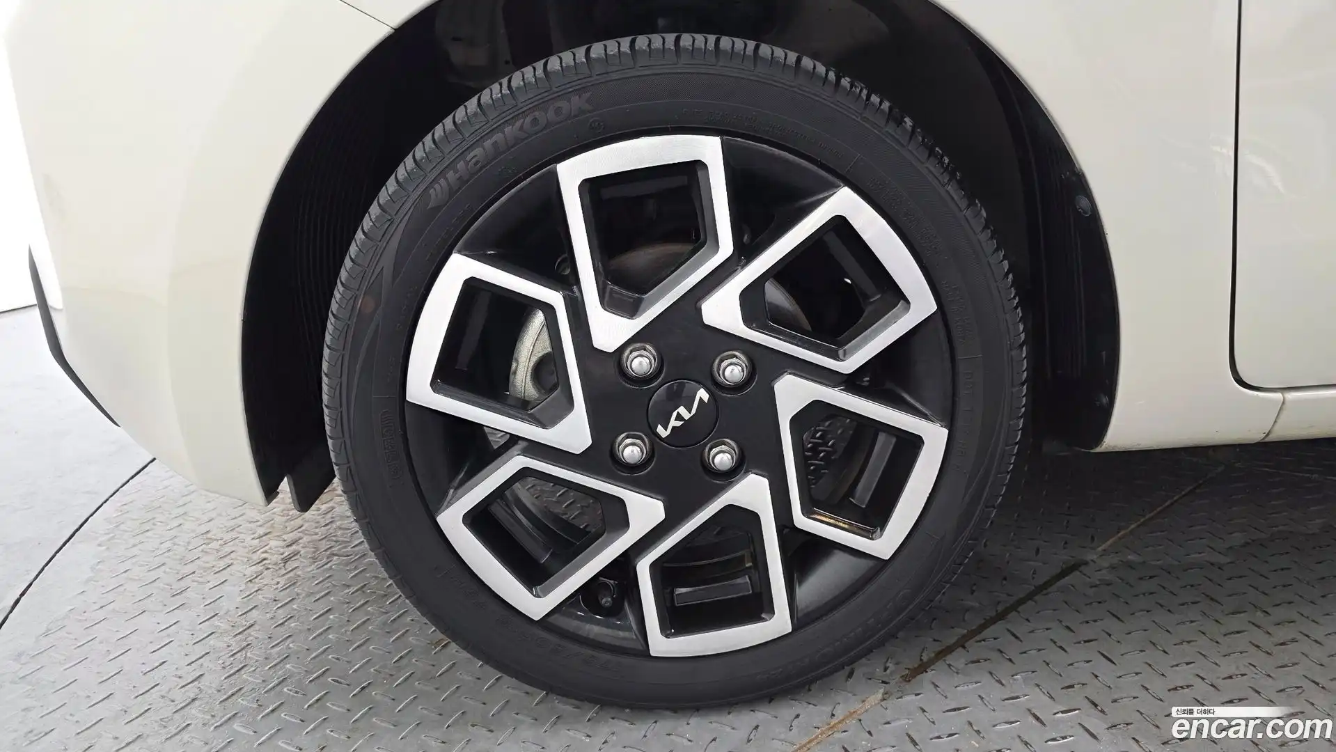 RAY Kia 2024.0-OUTER-005