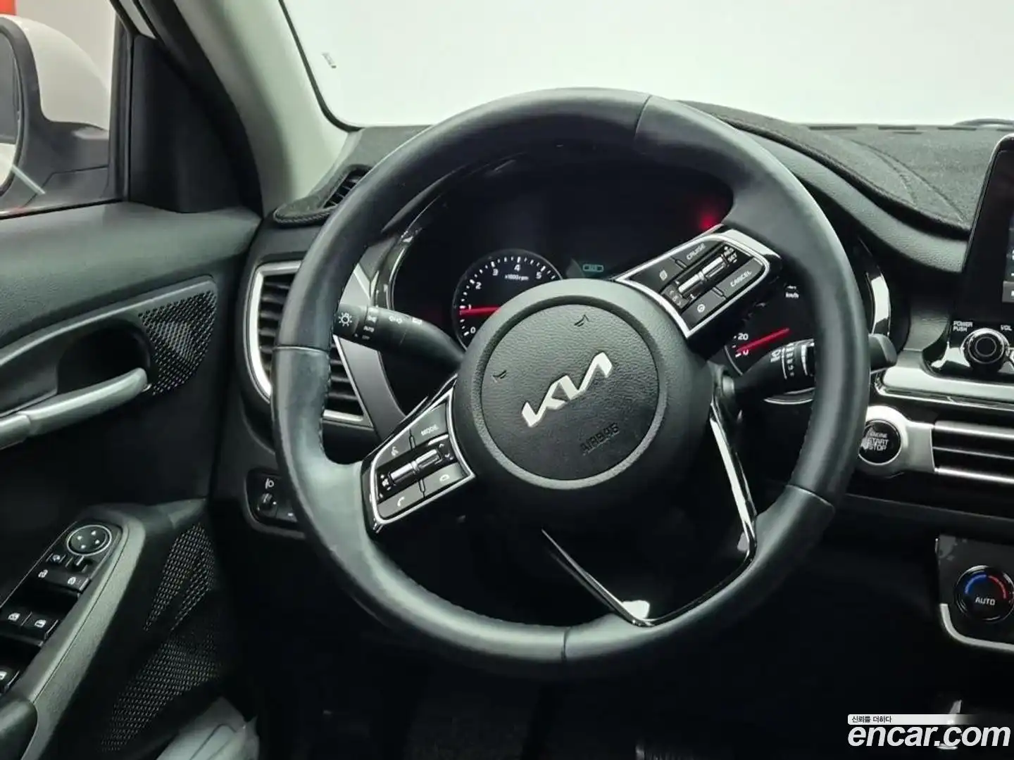 Seltos Kia 2022.2-INNER-009