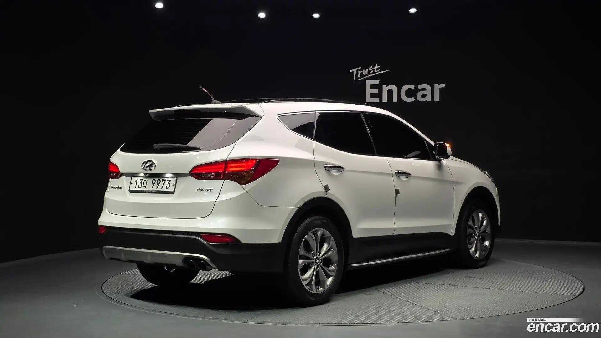 Santafe Hyundai 2013.10-OUTER-002