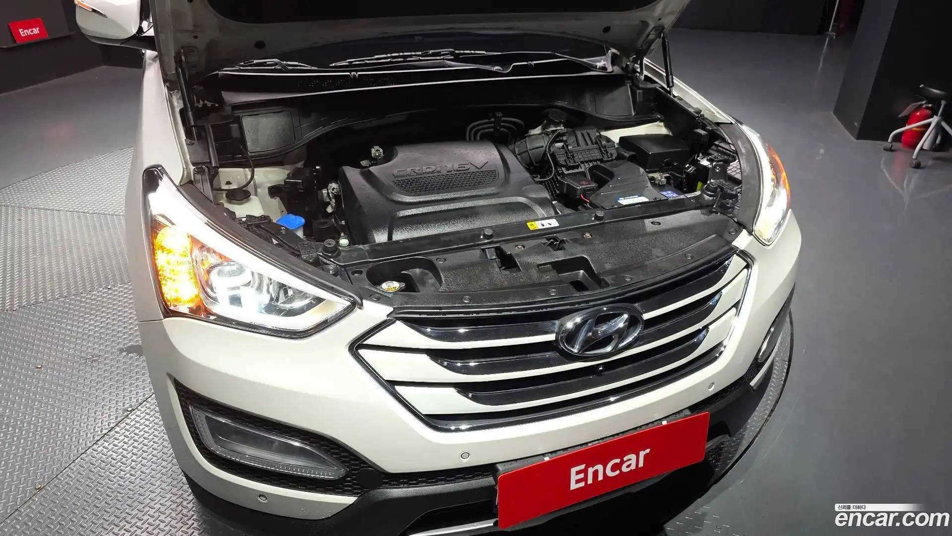 Santafe Hyundai 2013.10-OUTER-006
