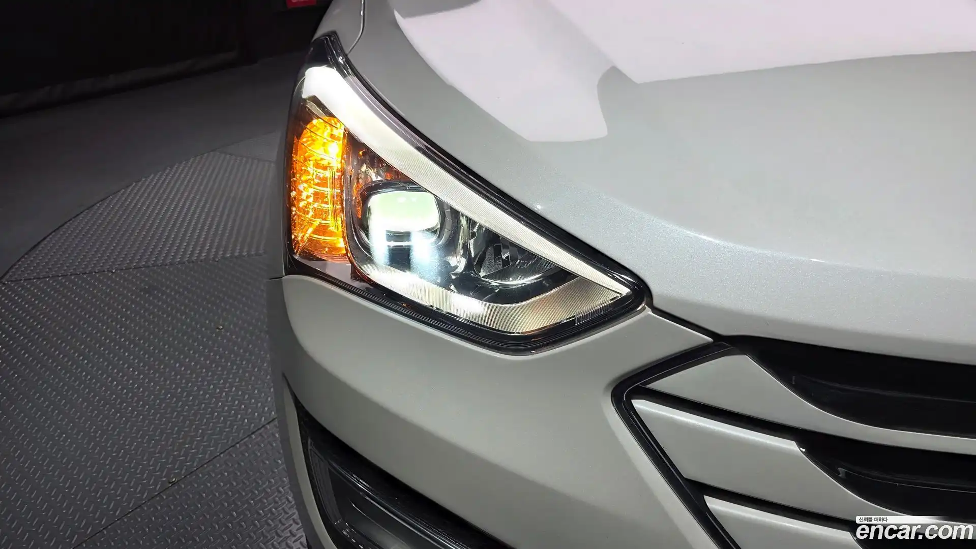 Santafe Hyundai 2013.10-OUTER-032
