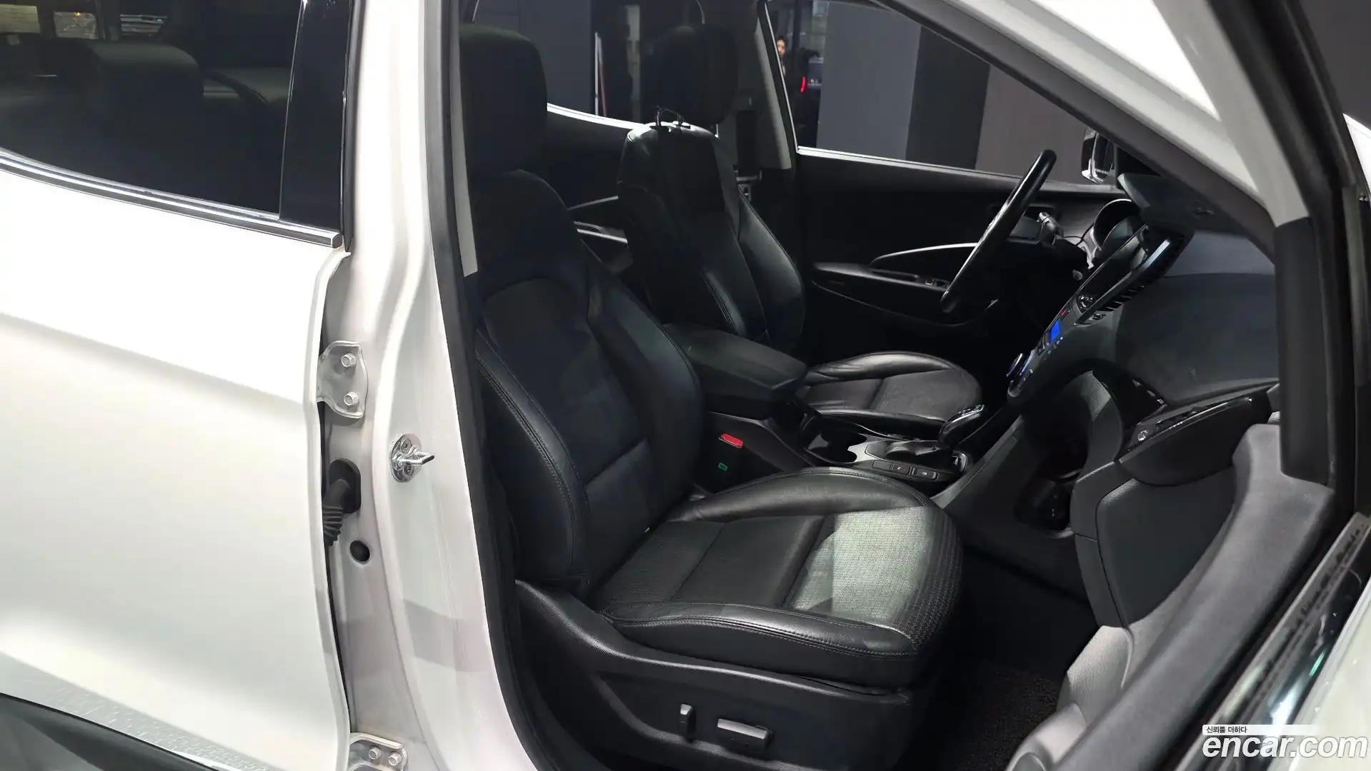 Santafe Hyundai 2013.10-INNER-036