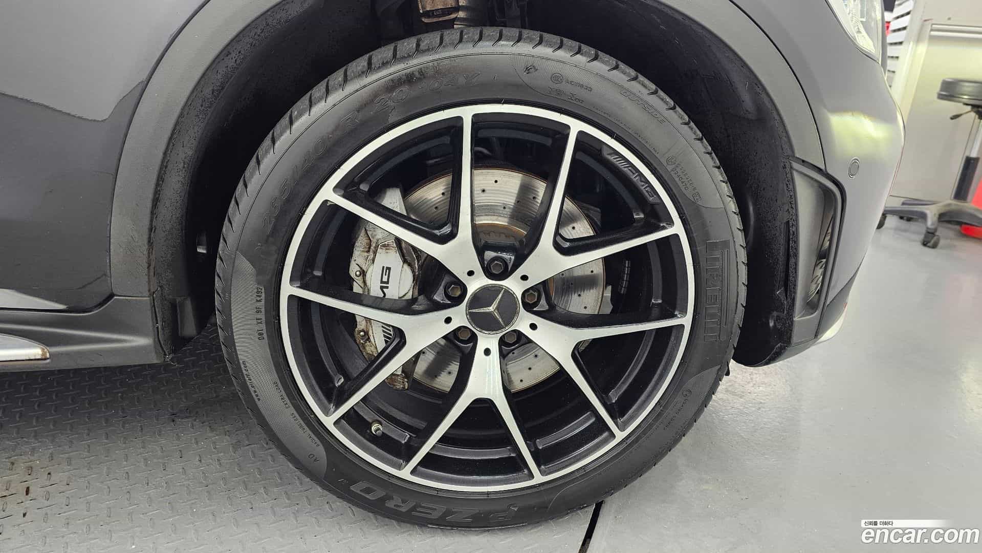 GLC-Class Mercedes-Benz 2021.6-OUTER-005