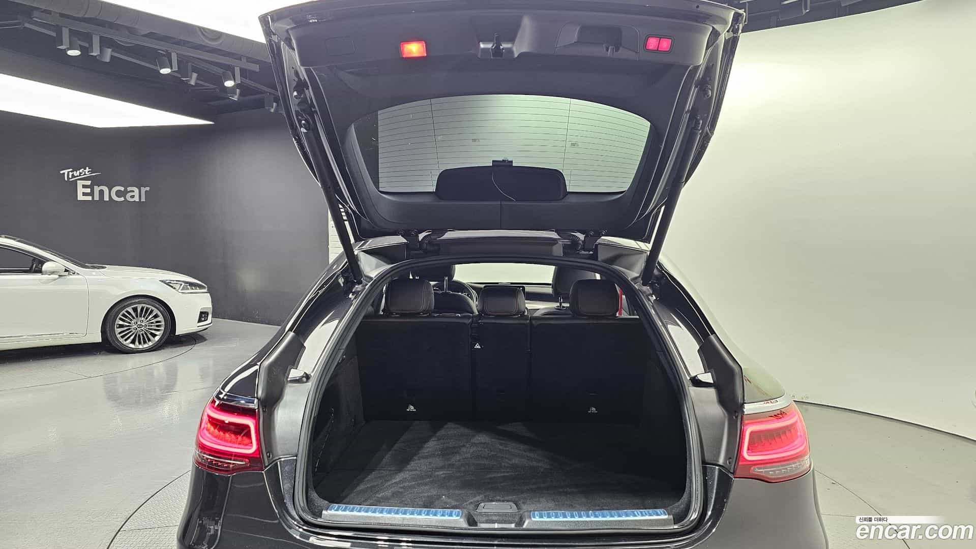 GLC-Class Mercedes-Benz 2021.6-OPTION-024