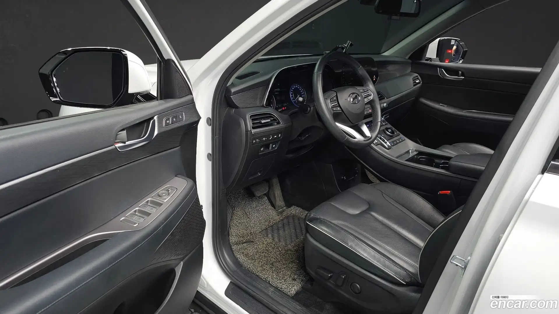 Palisade Hyundai 2021.0-INNER-010