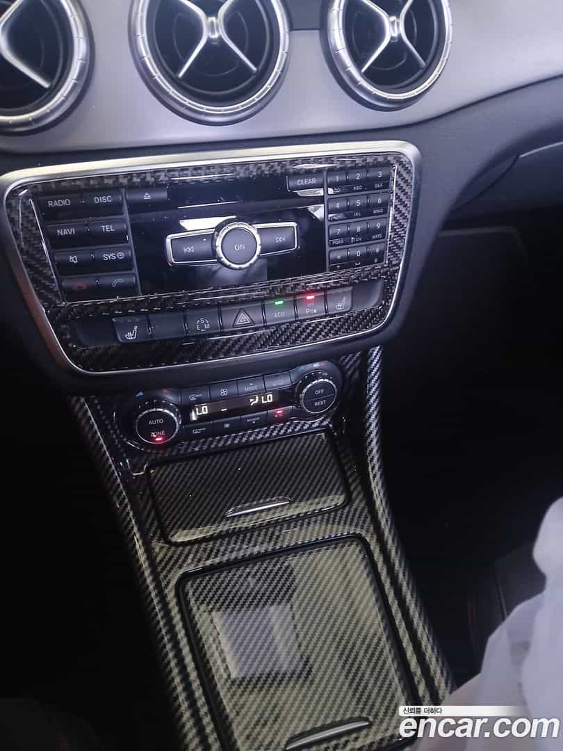 CLA-Class Mercedes-Benz 2015.2-OPTION-018