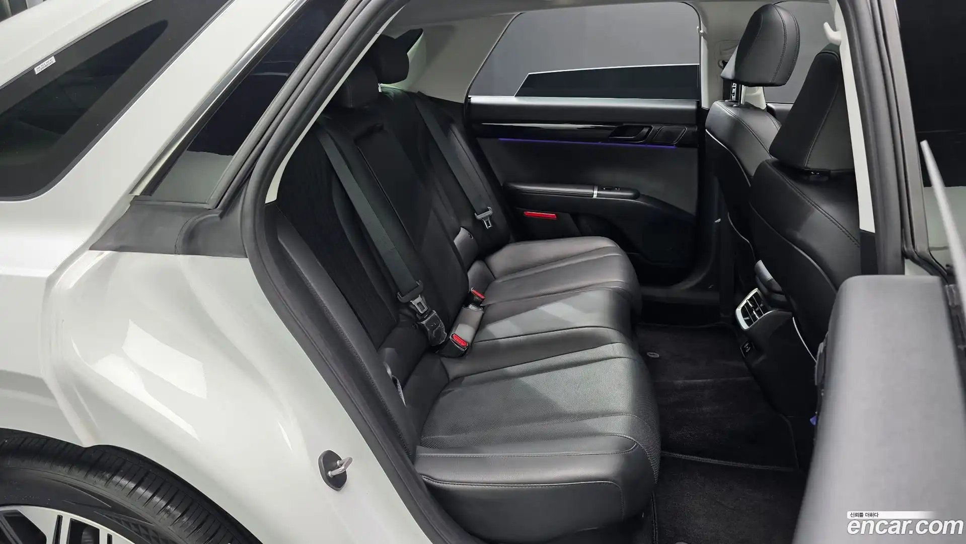 Grandeur Hyundai 2023.5-OPTION-015
