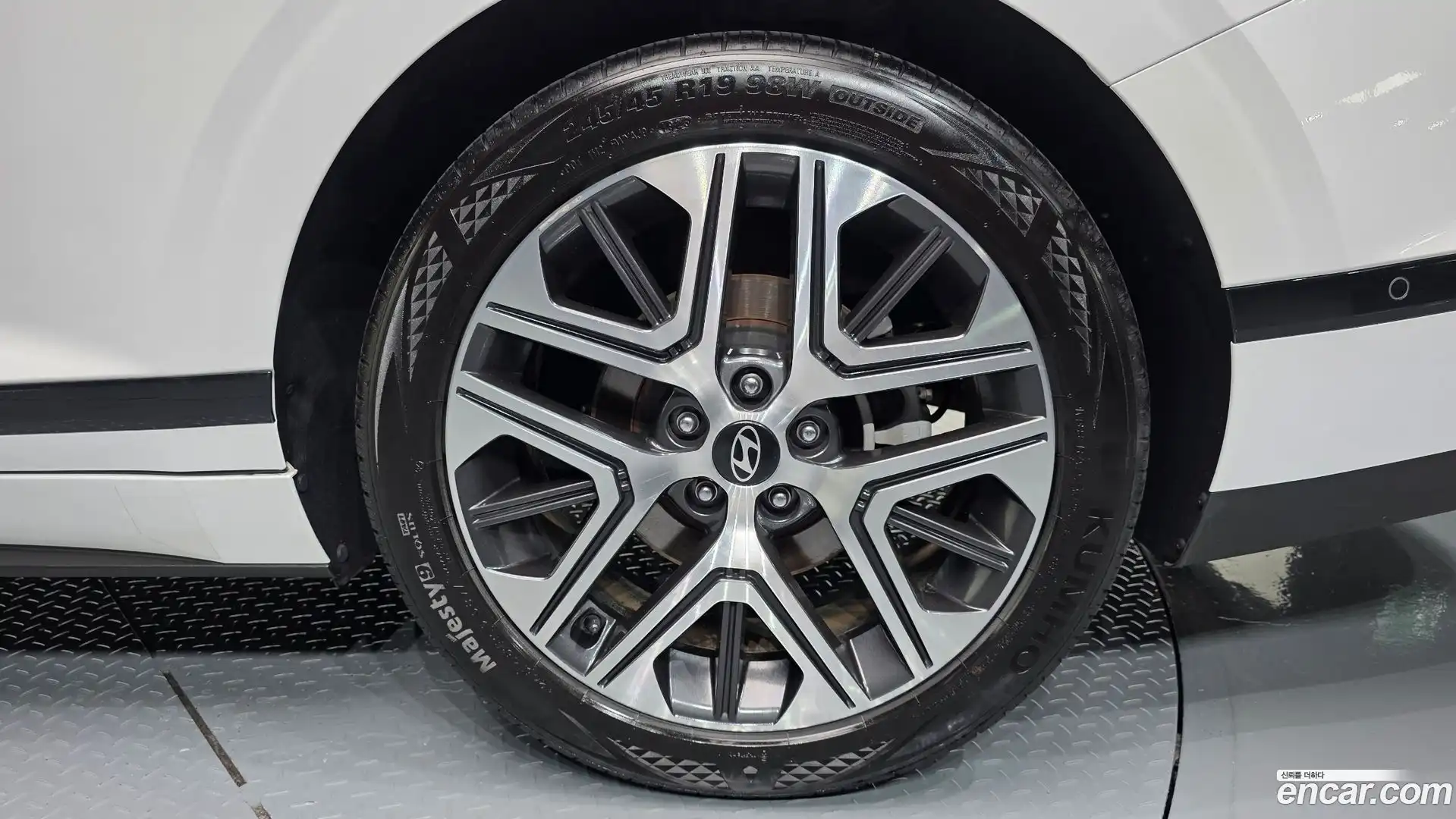 Grandeur Hyundai 2023.5-OUTER-031