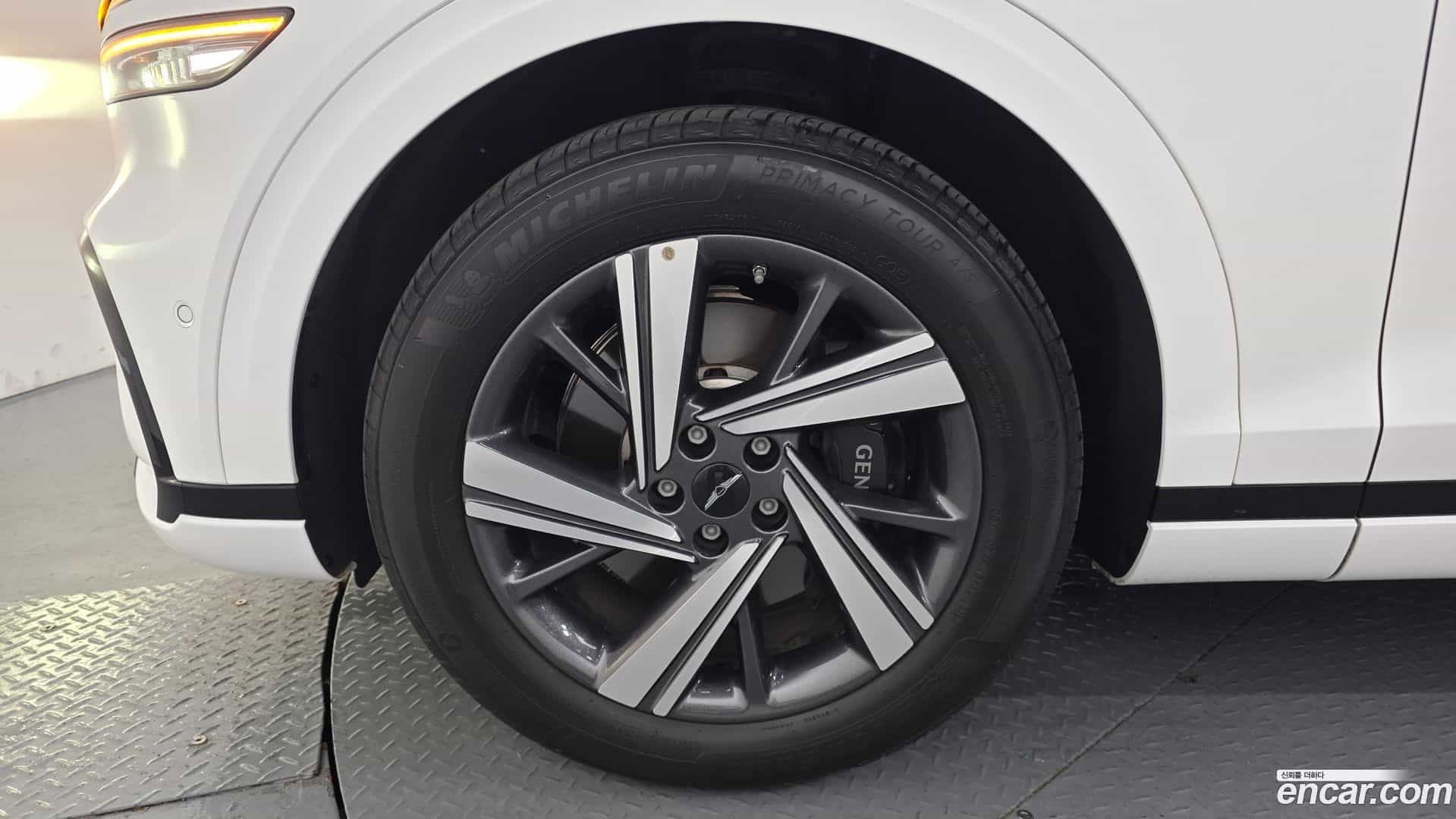 GV70 Genesis 2024.11-OUTER-005
