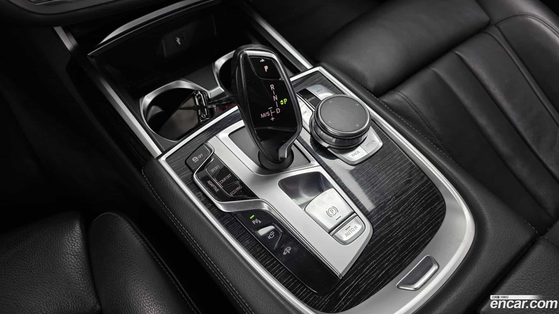7-Series BMW 2018.4-INNER-009