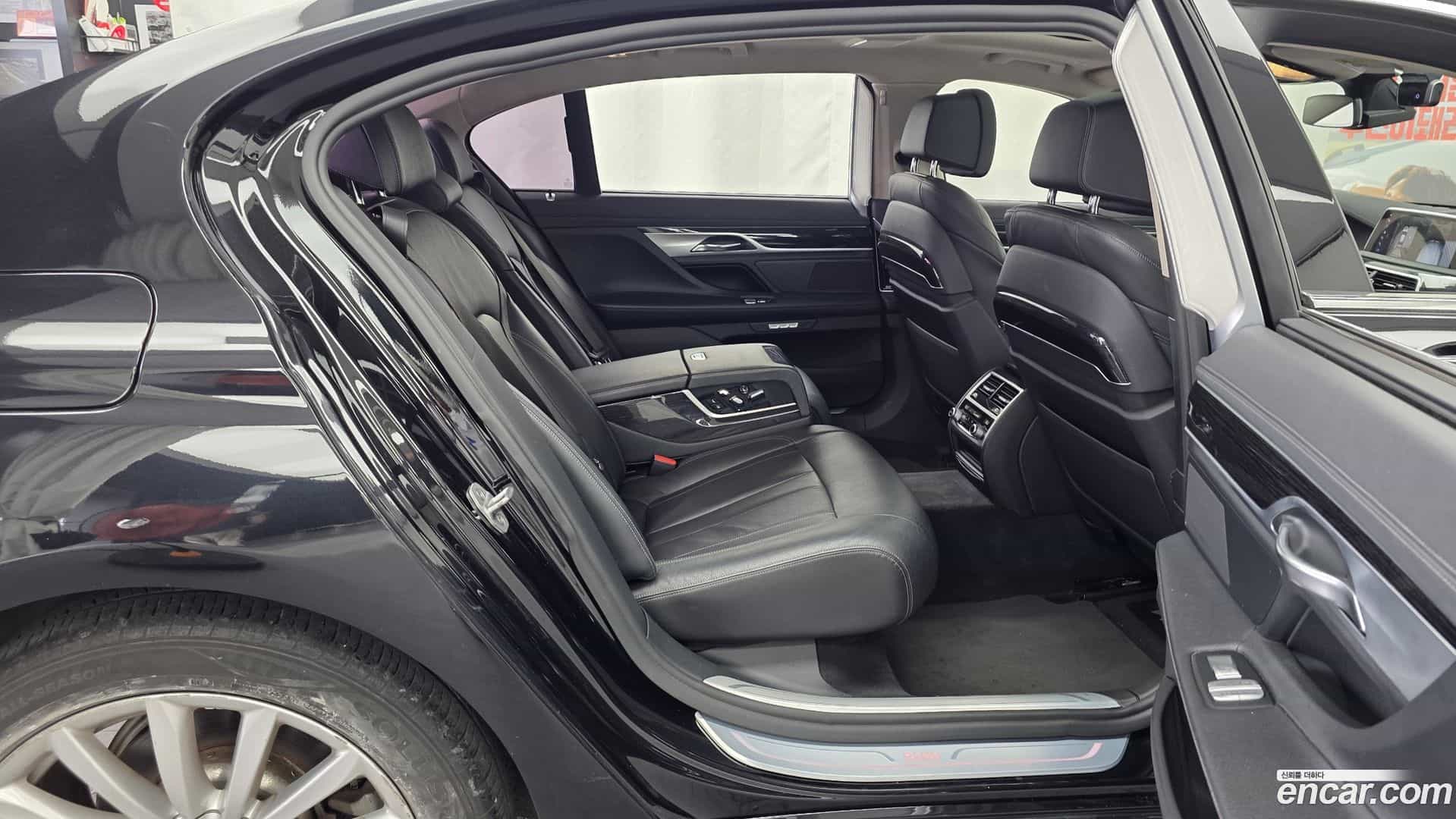 7-Series BMW 2018.4-OPTION-016