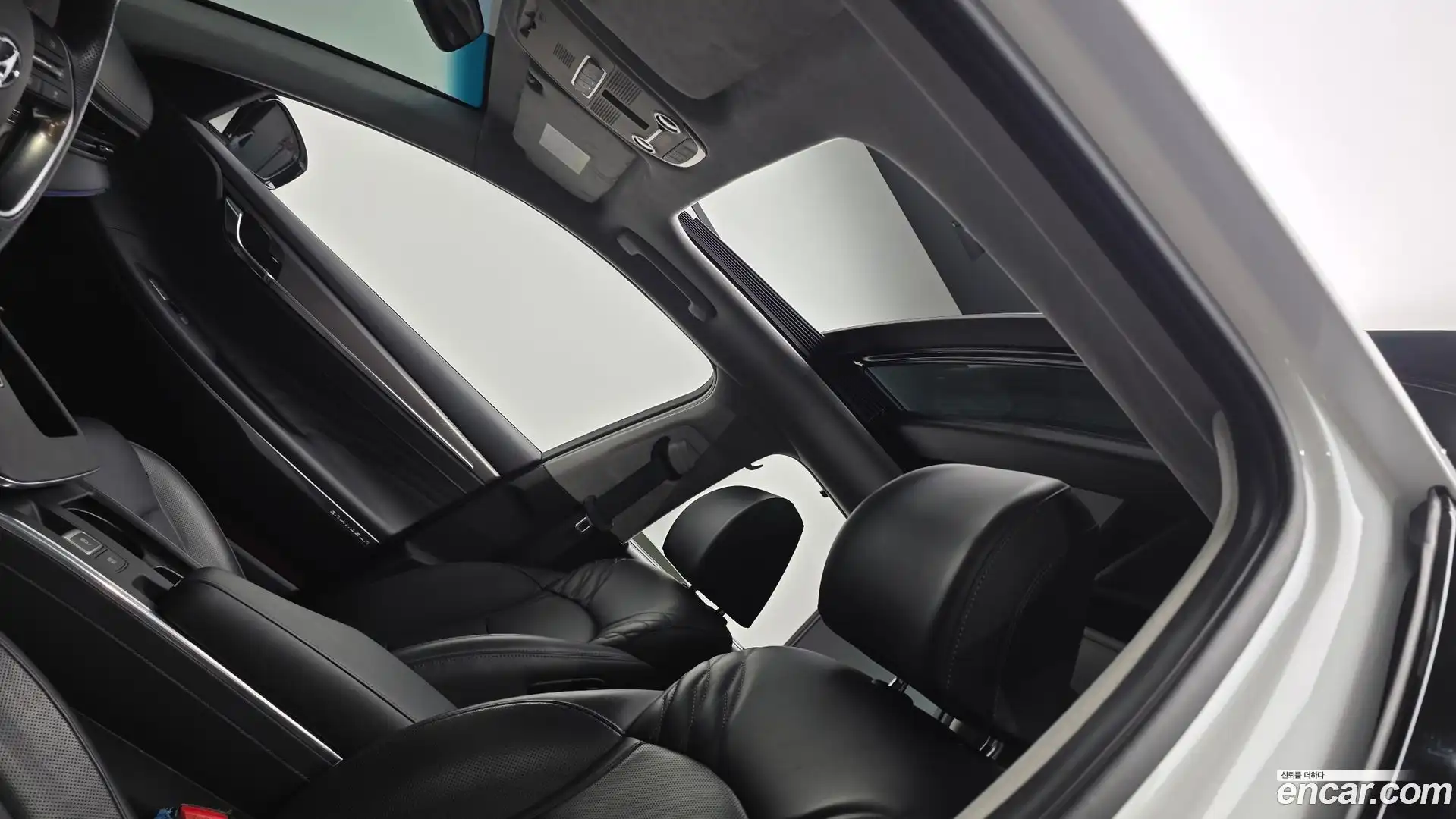 Grandeur Hyundai 2021.9-OPTION-023