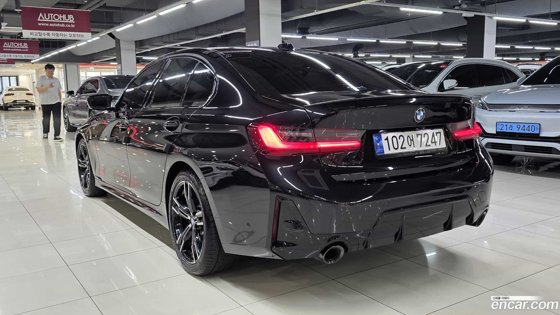 3-Series BMW 2022.10-INNER-007