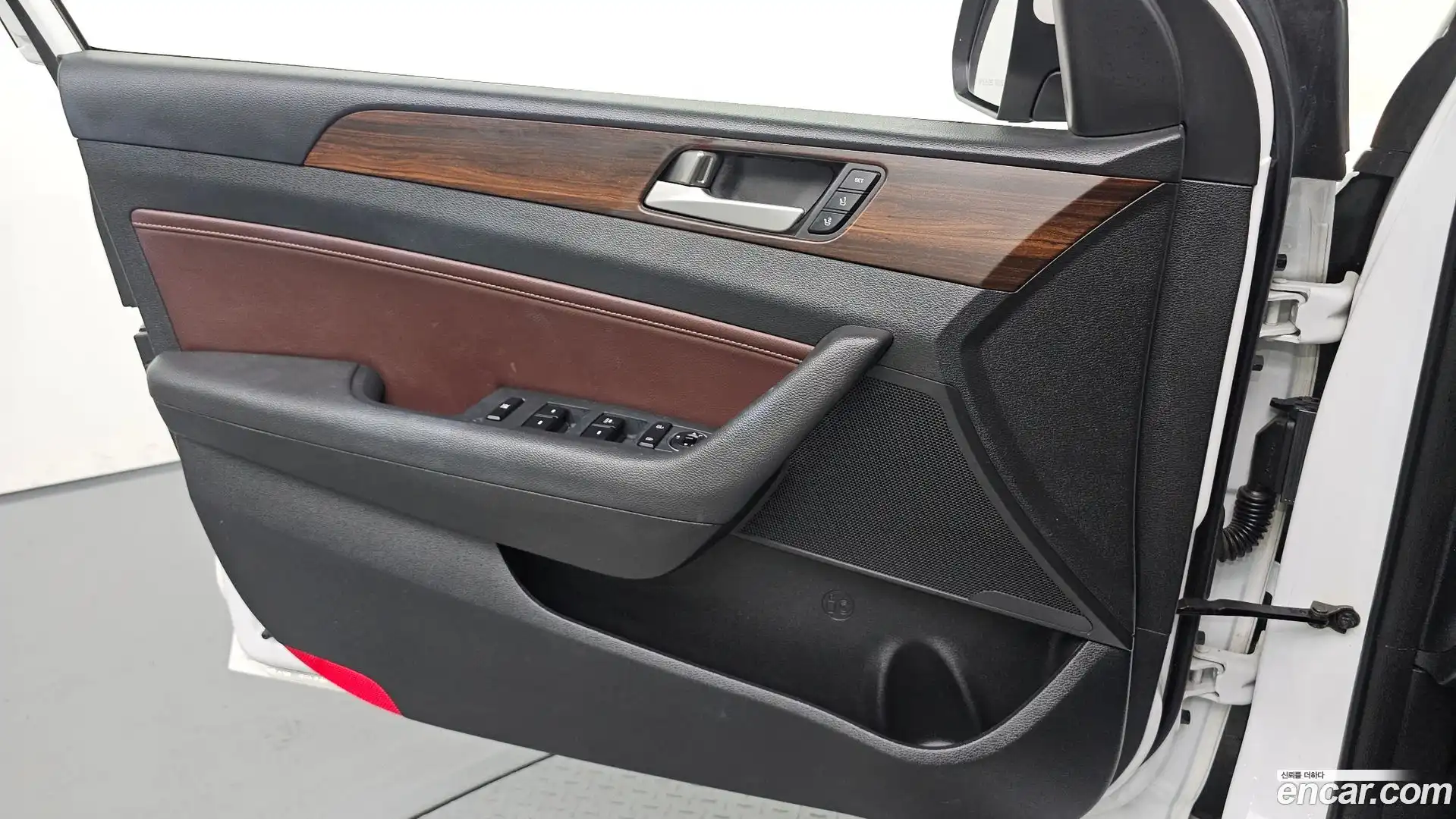 Sonata Hyundai 2017.3-INNER-034