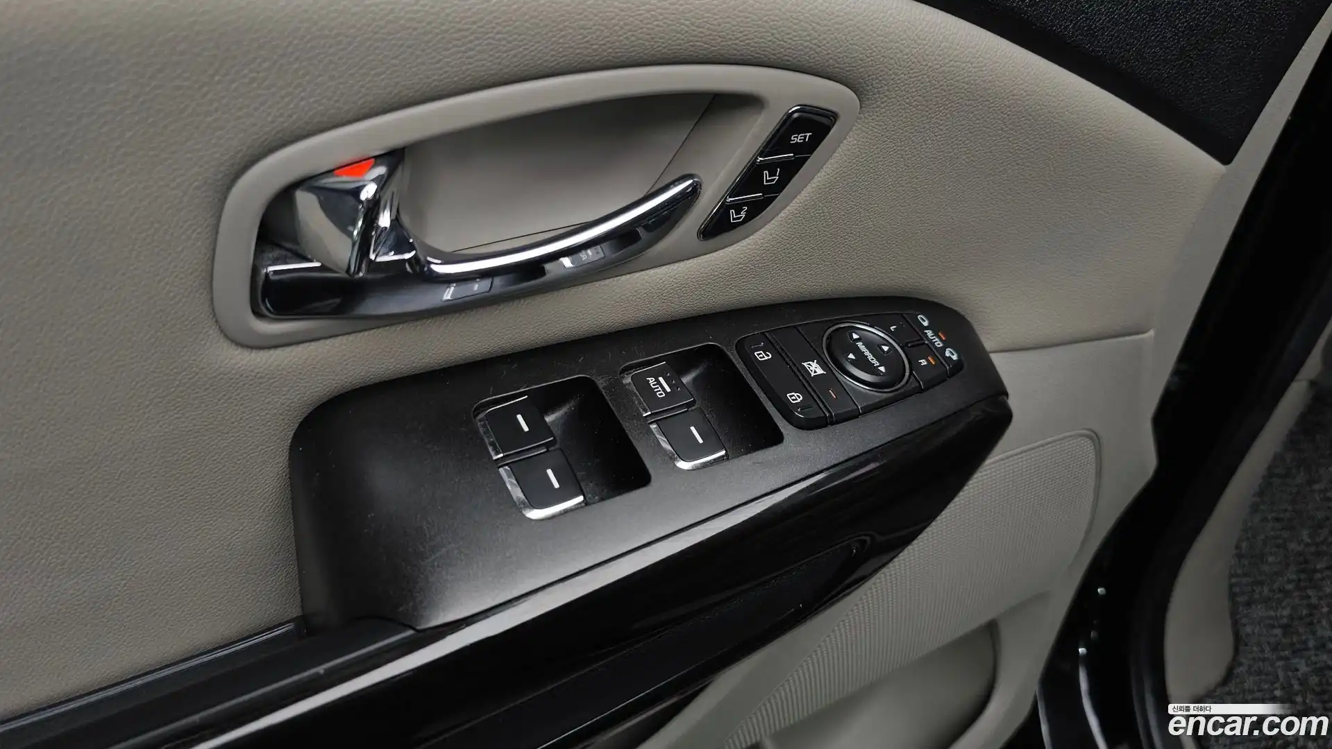 Canival Kia 2018.6-OPTION-021