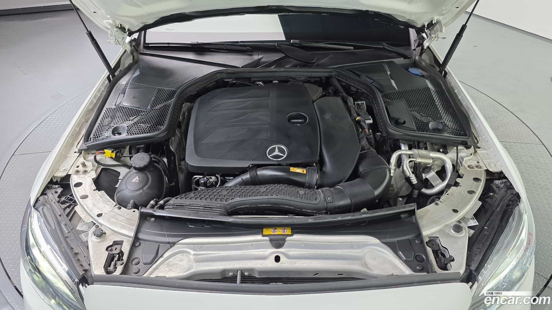 C-Class Mercedes-Benz 2020.5-OUTER-006