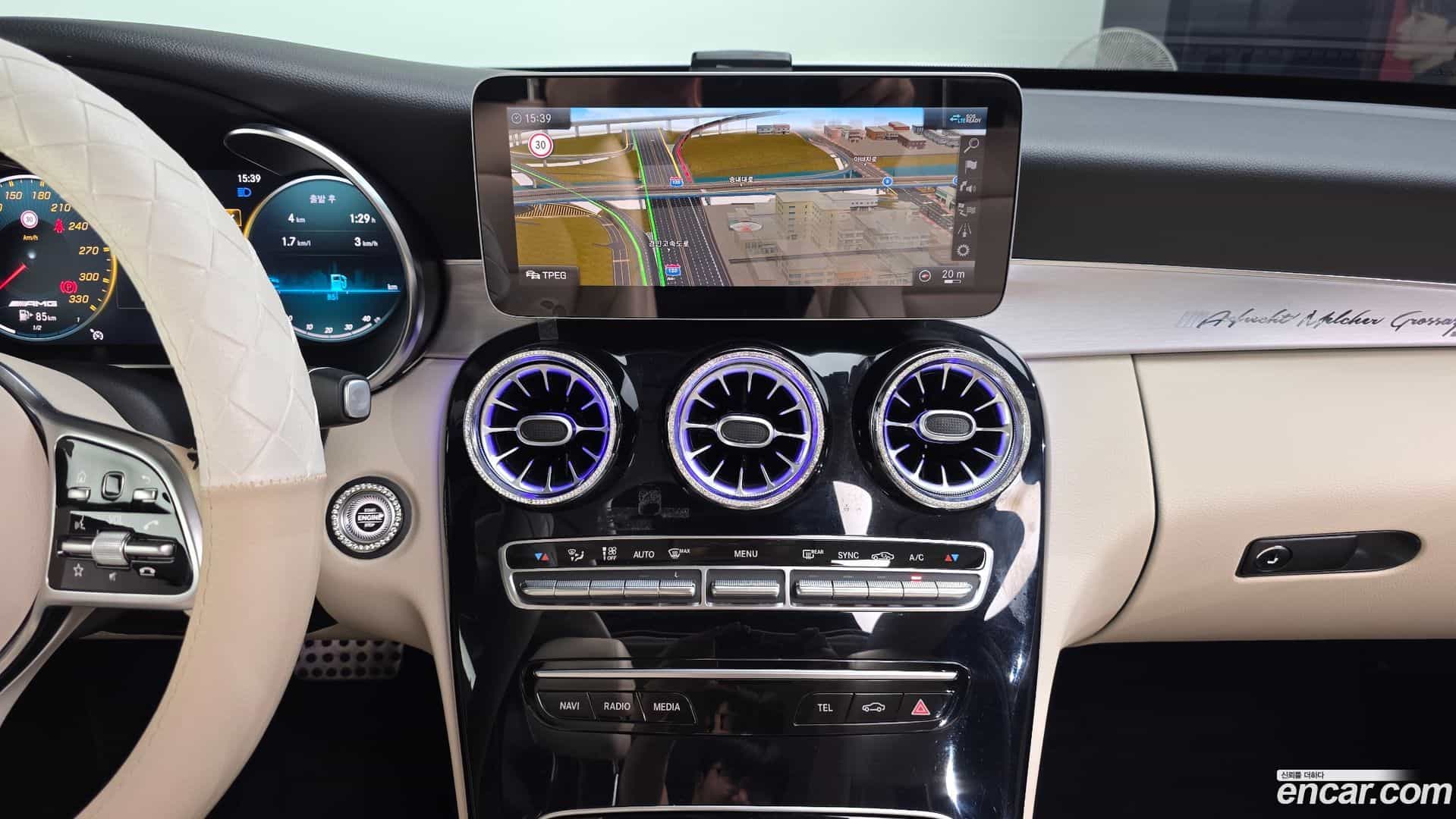 C-Class Mercedes-Benz 2020.5-OPTION-018