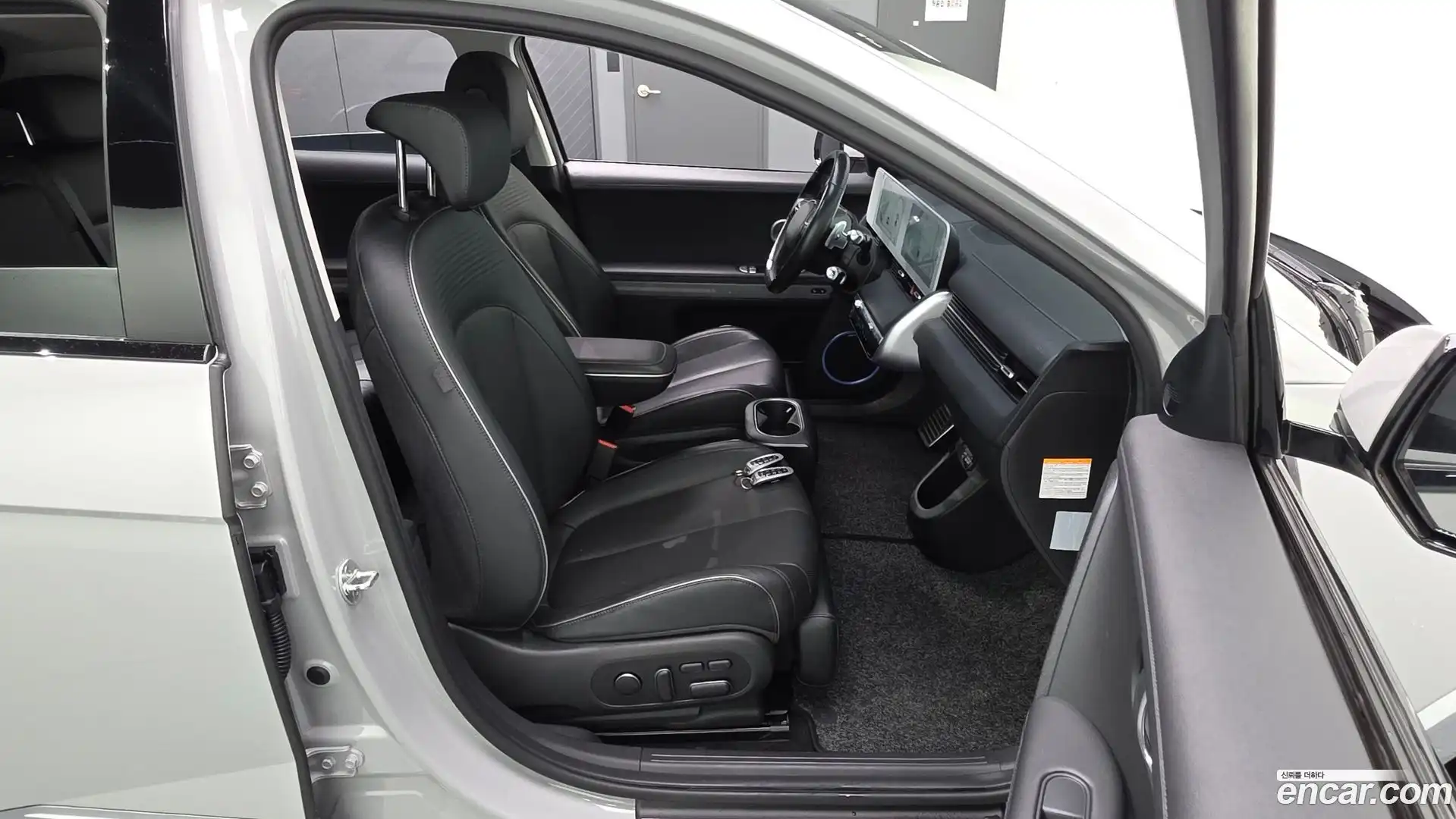 Ioniq5 Hyundai 2021.9-INNER-036