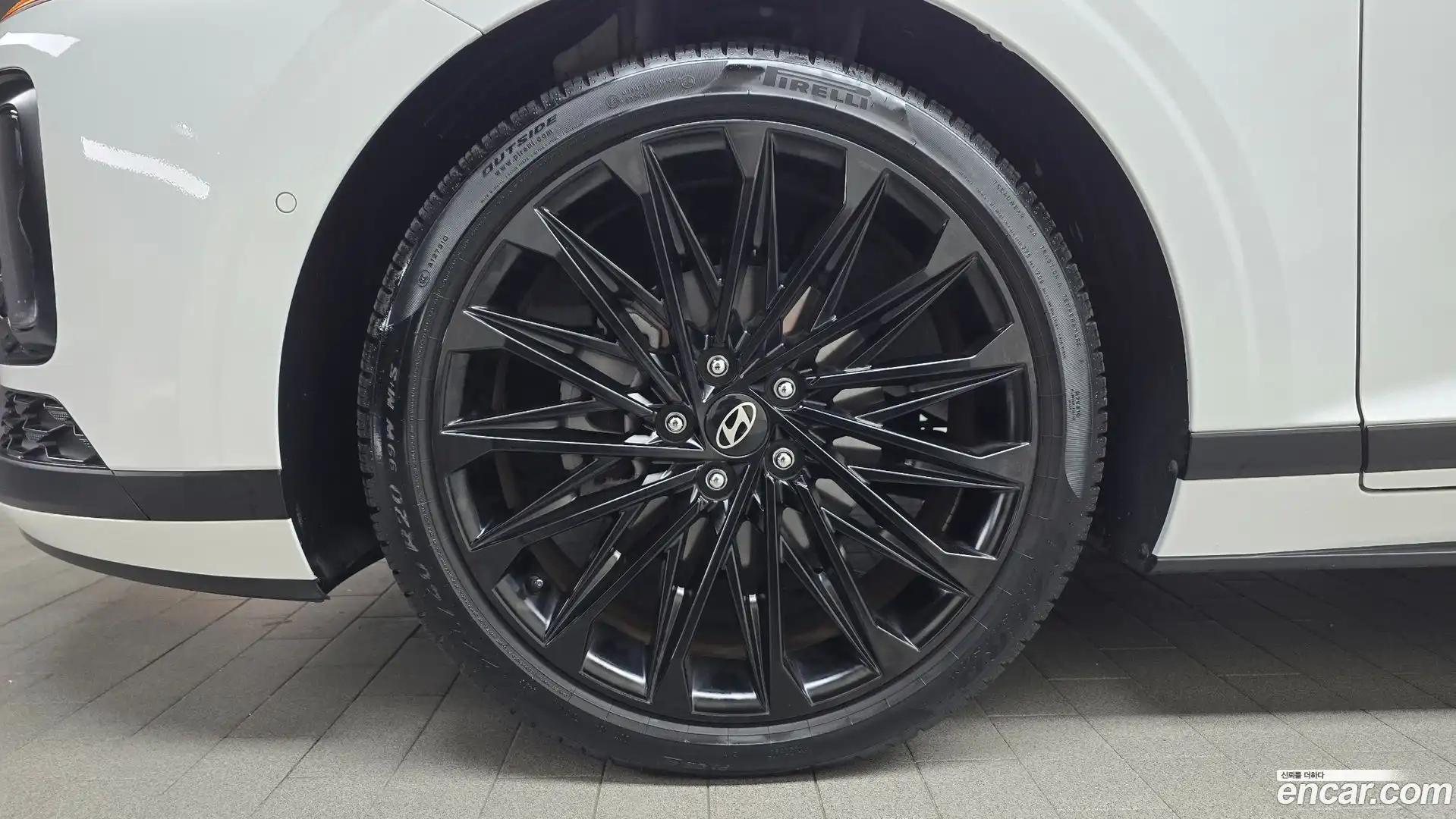 Grandeur Hyundai 2023.11-OUTER-005