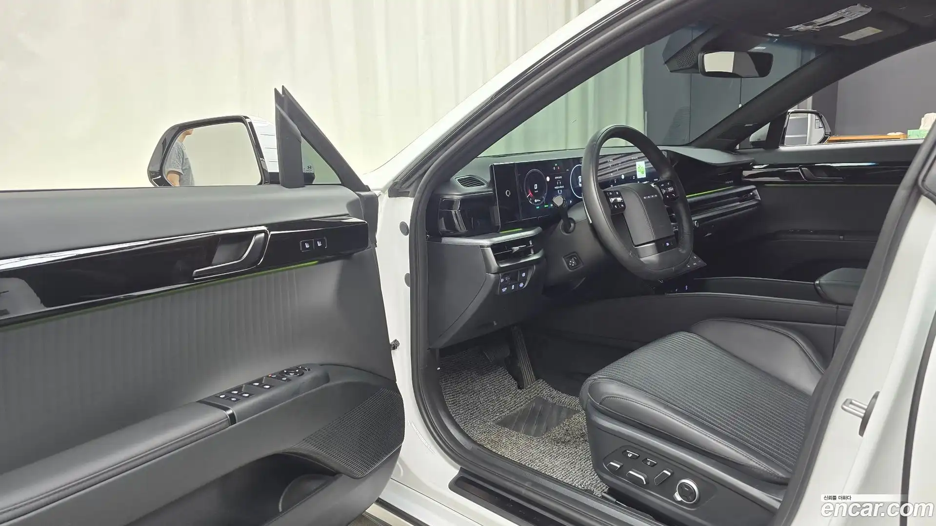 Grandeur Hyundai 2023.11-INNER-010