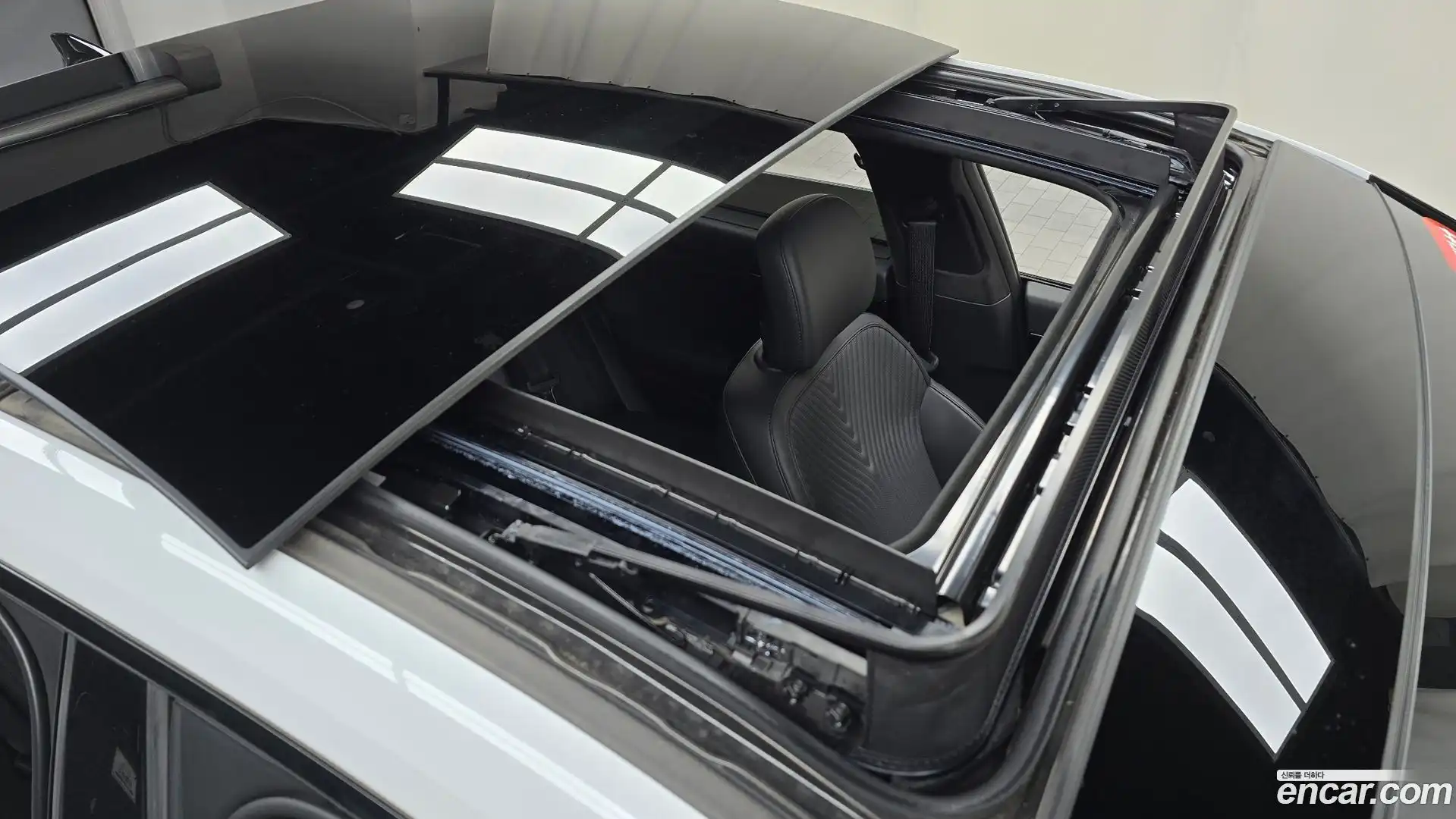 Grandeur Hyundai 2023.11-OPTION-040