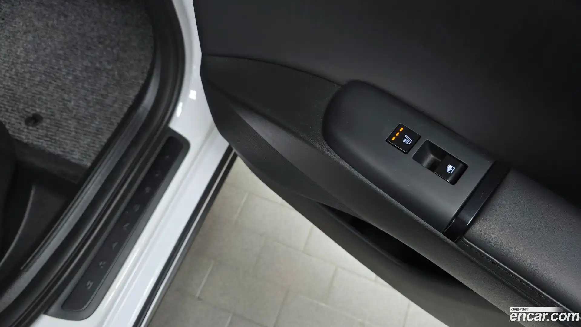 Grandeur Hyundai 2023.11-OPTION-045