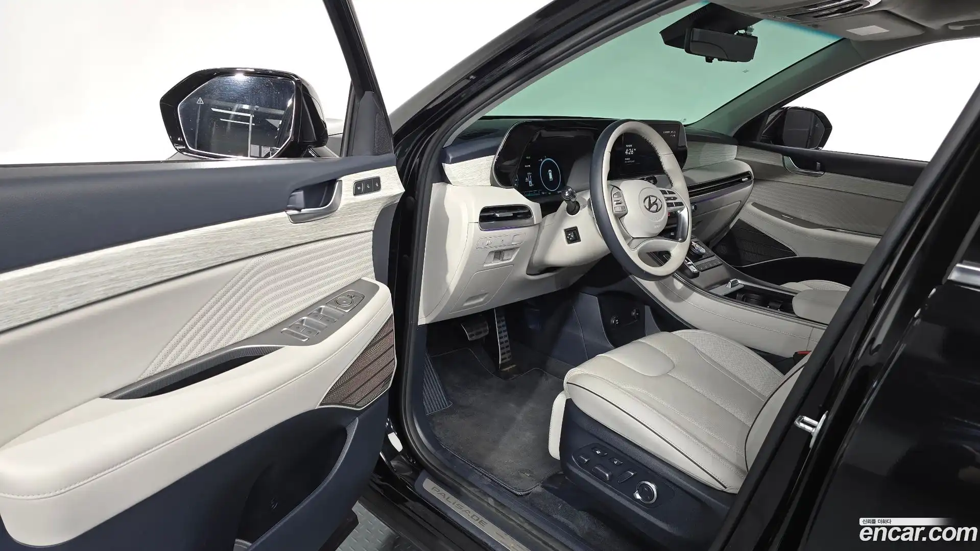 Palisade Hyundai 2023.8-INNER-010