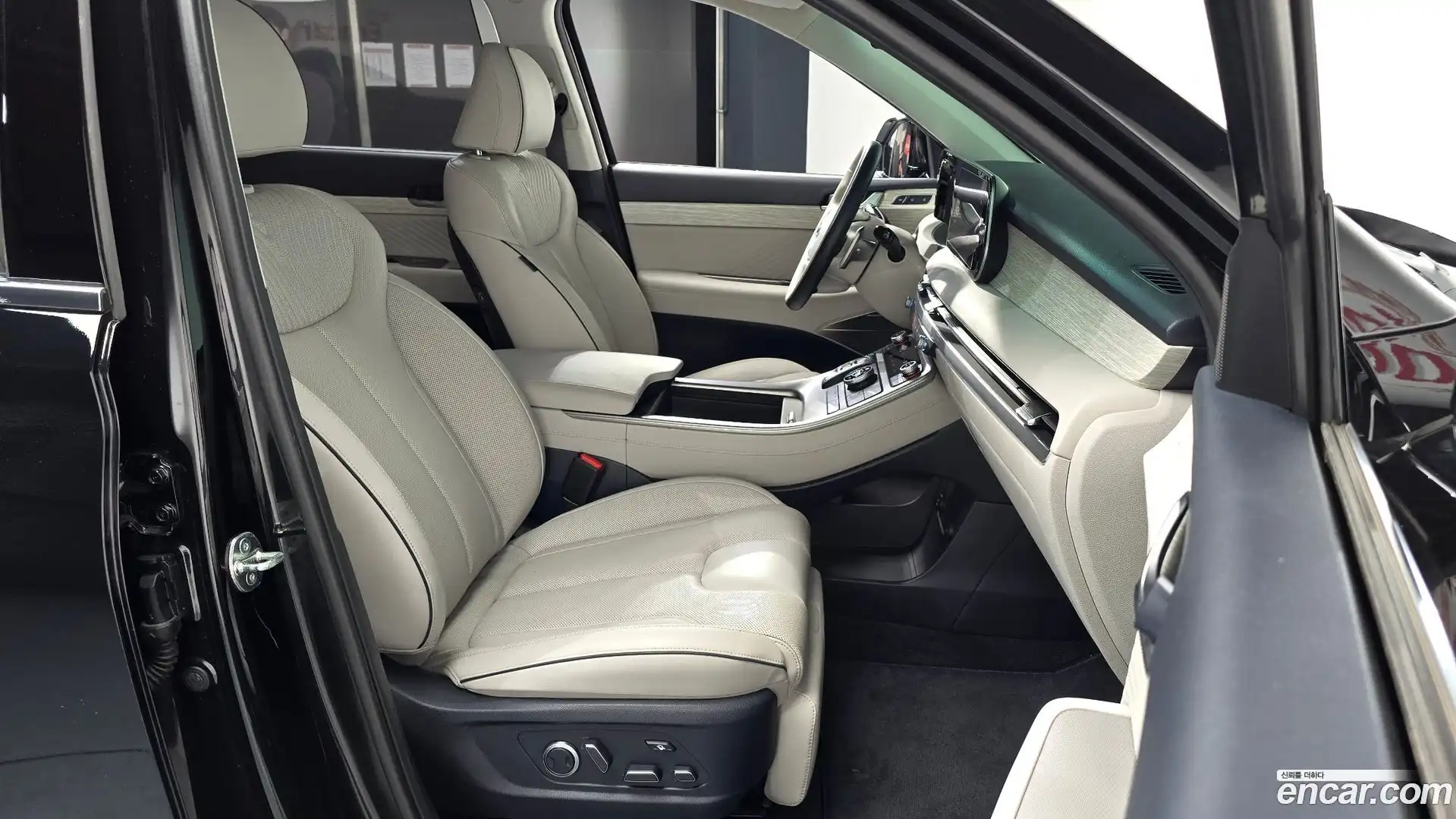 Palisade Hyundai 2023.8-INNER-036