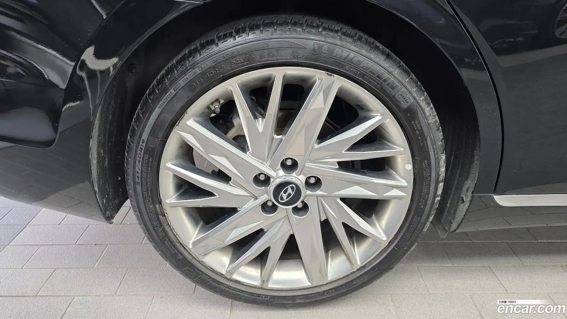 Grandeur Hyundai 2022.0-OUTER-005