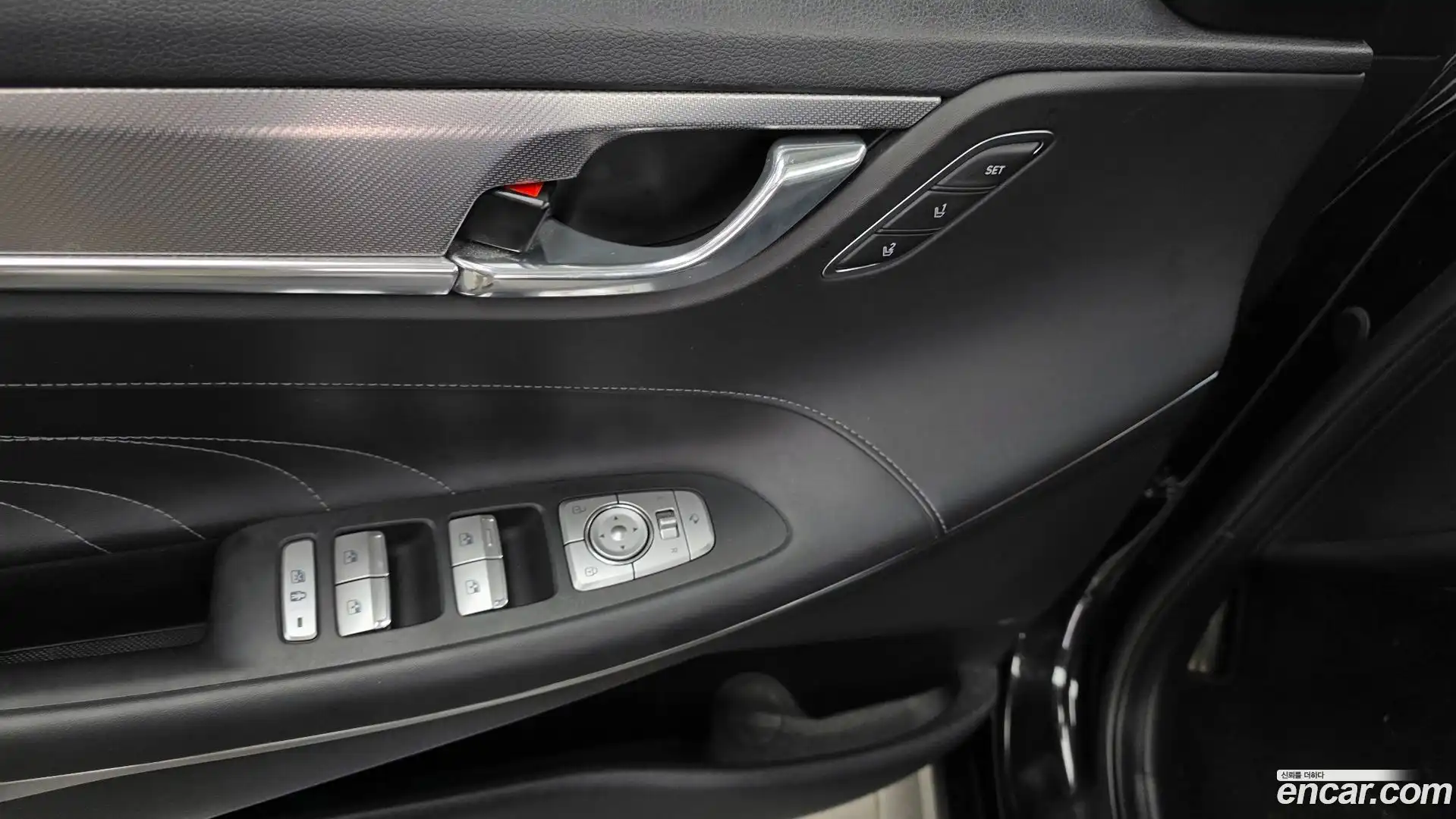 Grandeur Hyundai 2022.0-OPTION-043