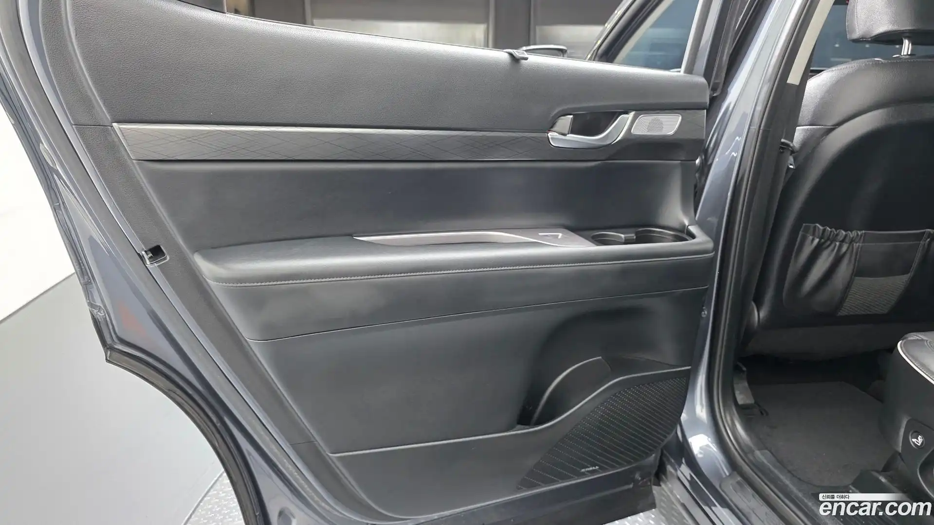 Palisade Hyundai 2021.2-INNER-035