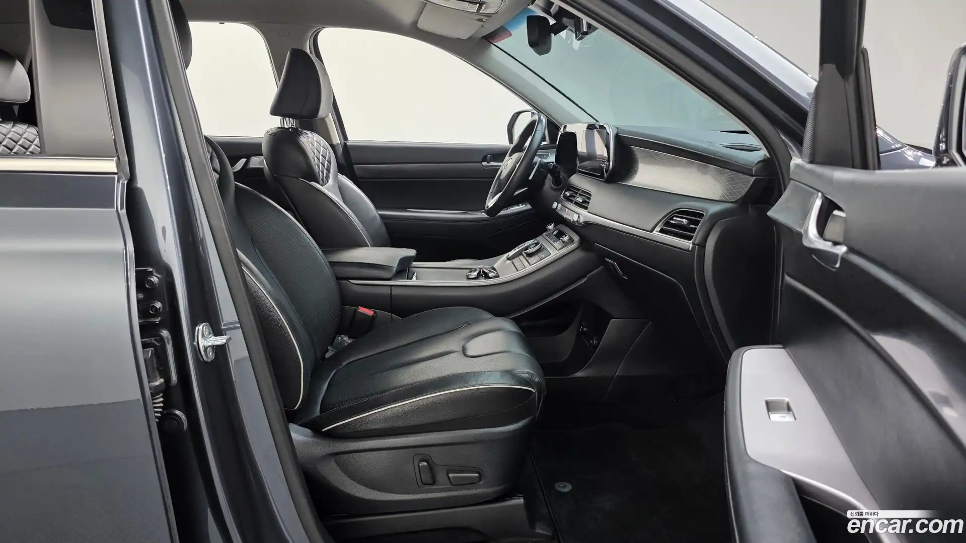 Palisade Hyundai 2021.2-INNER-036