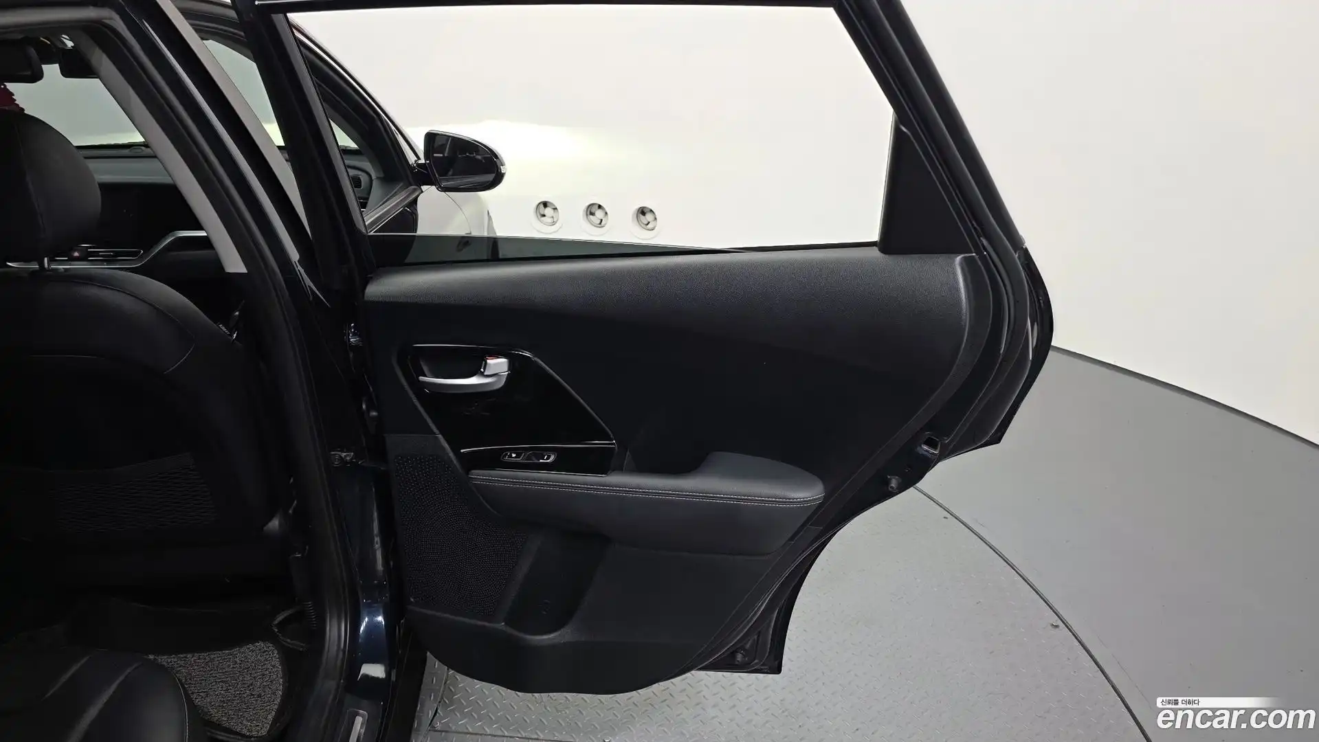 Niro Kia 2019.6-INNER-035