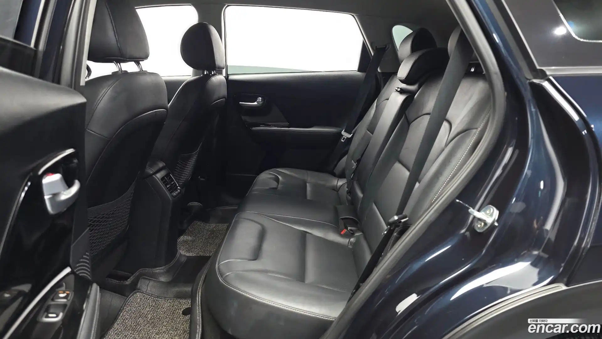 Niro Kia 2019.6-INNER-036