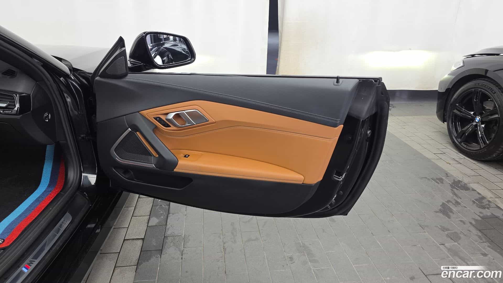 Z4 BMW 2022.4-INNER-035