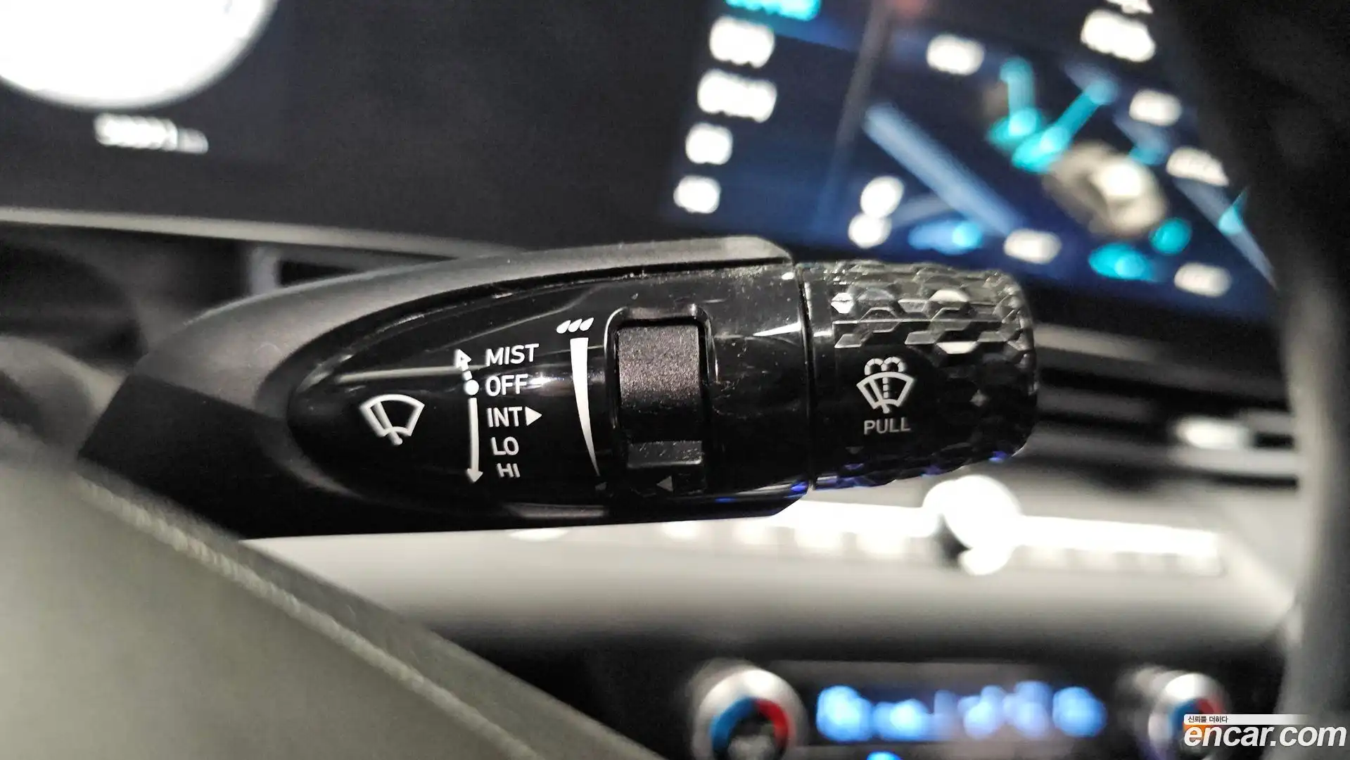 AVANTE Hyundai 2023.0-OPTION-043