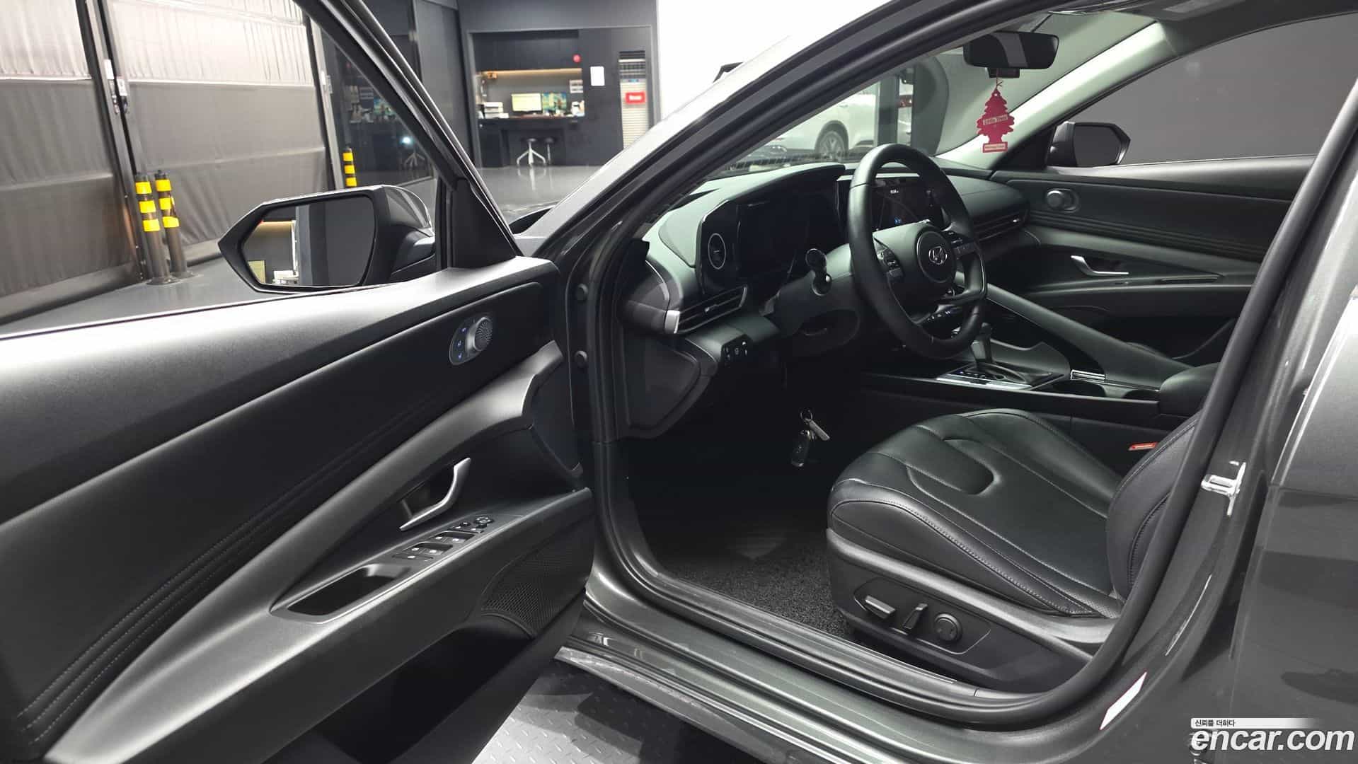 AVANTE Hyundai 2022.5-INNER-010