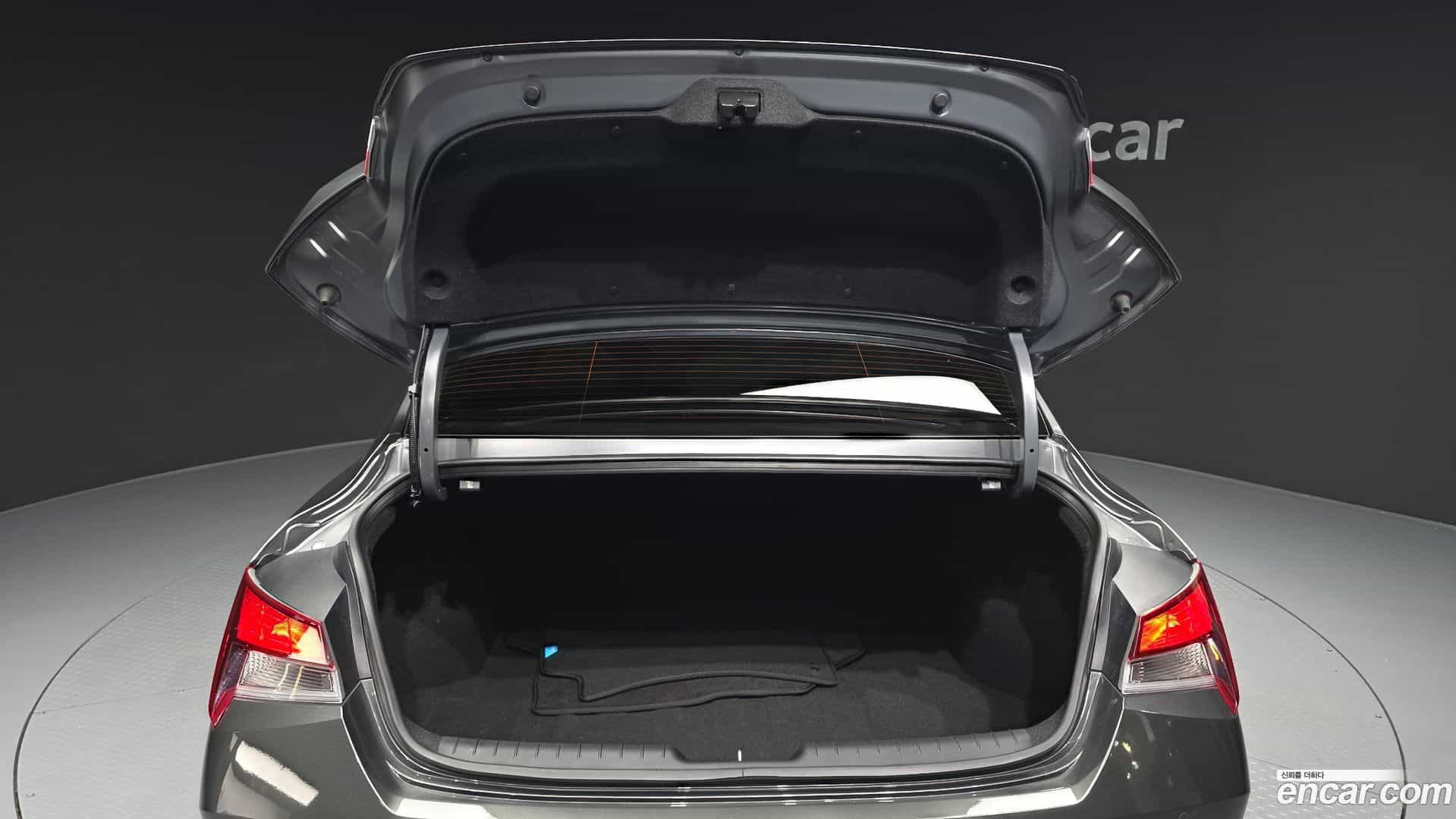 AVANTE Hyundai 2022.5-OPTION-024