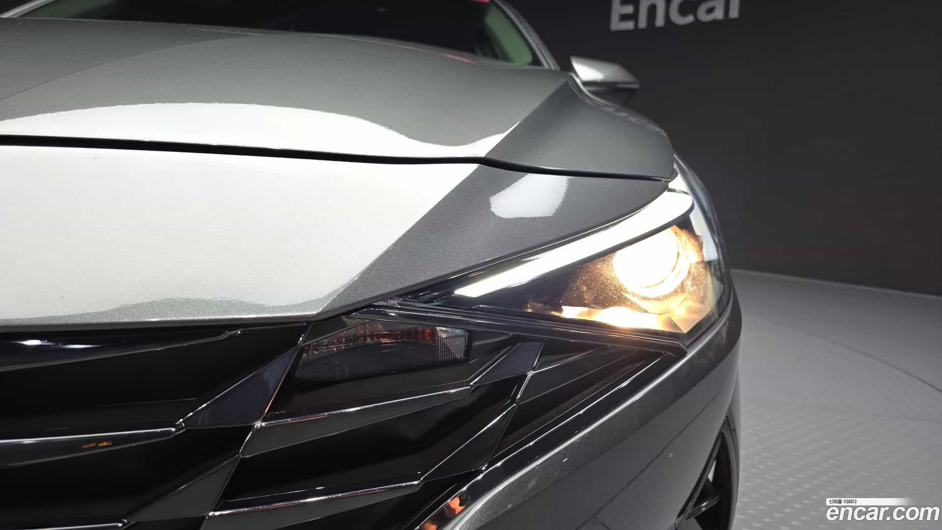 AVANTE Hyundai 2022.5-OUTER-032