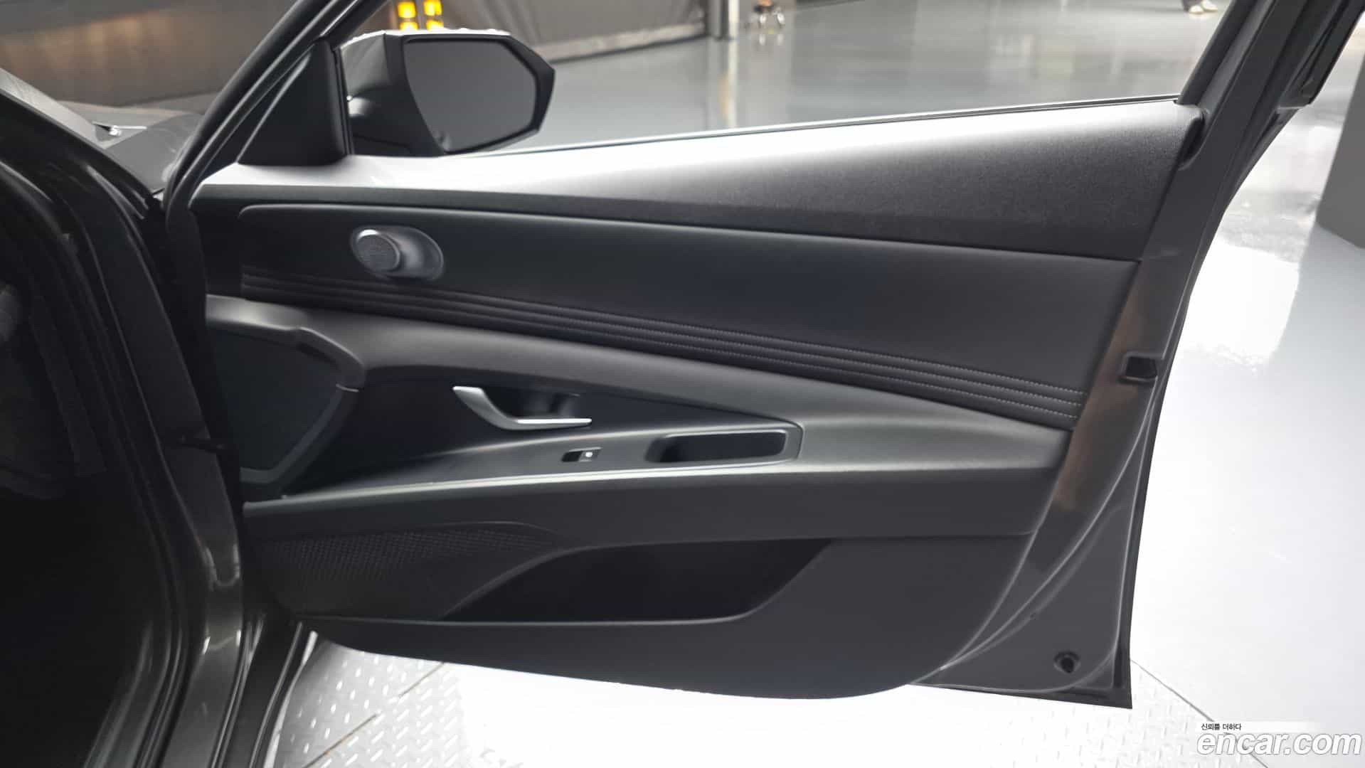 AVANTE Hyundai 2022.5-INNER-034