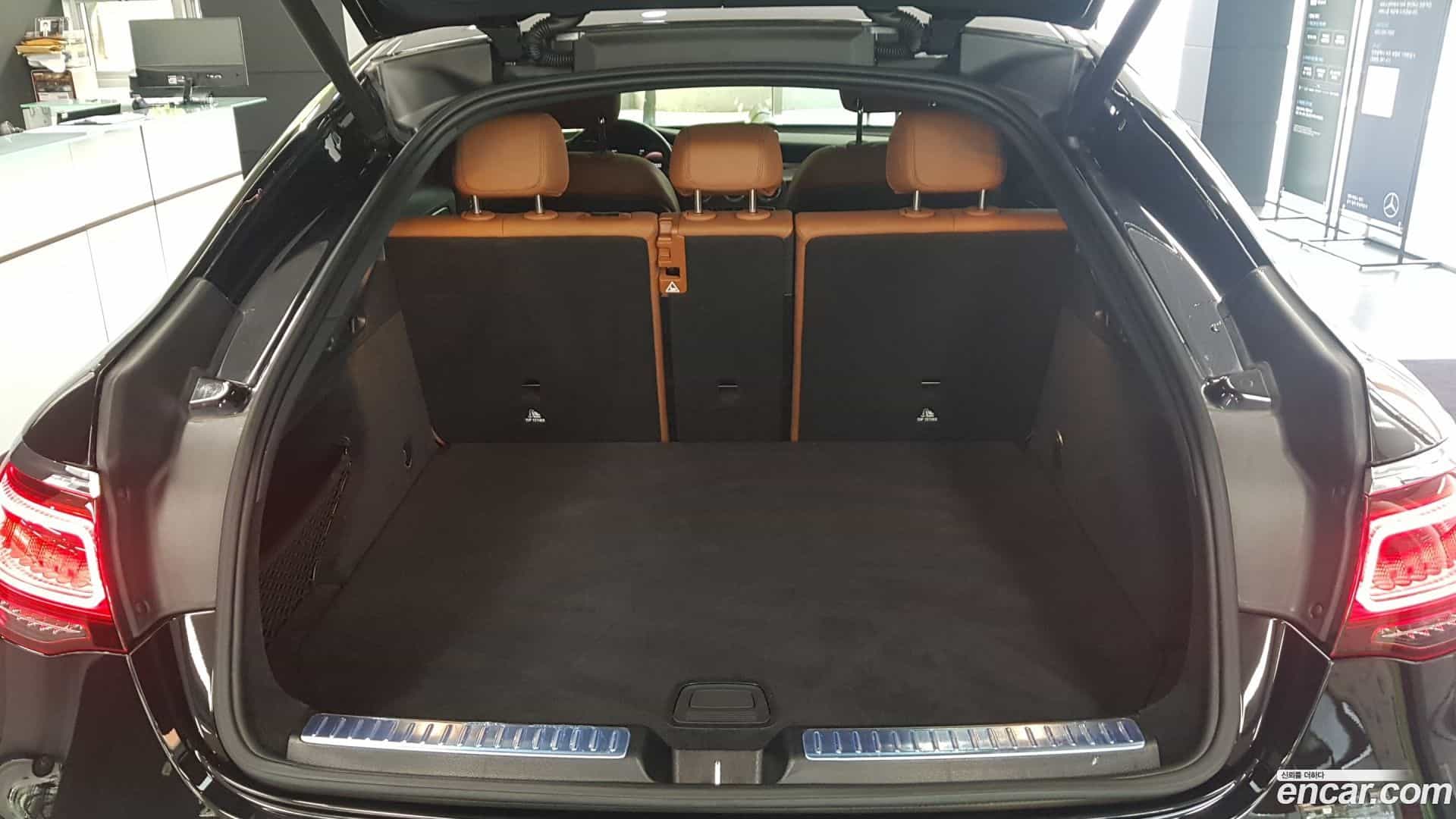 GLC-Class Mercedes-Benz 2023.3-INNER-009