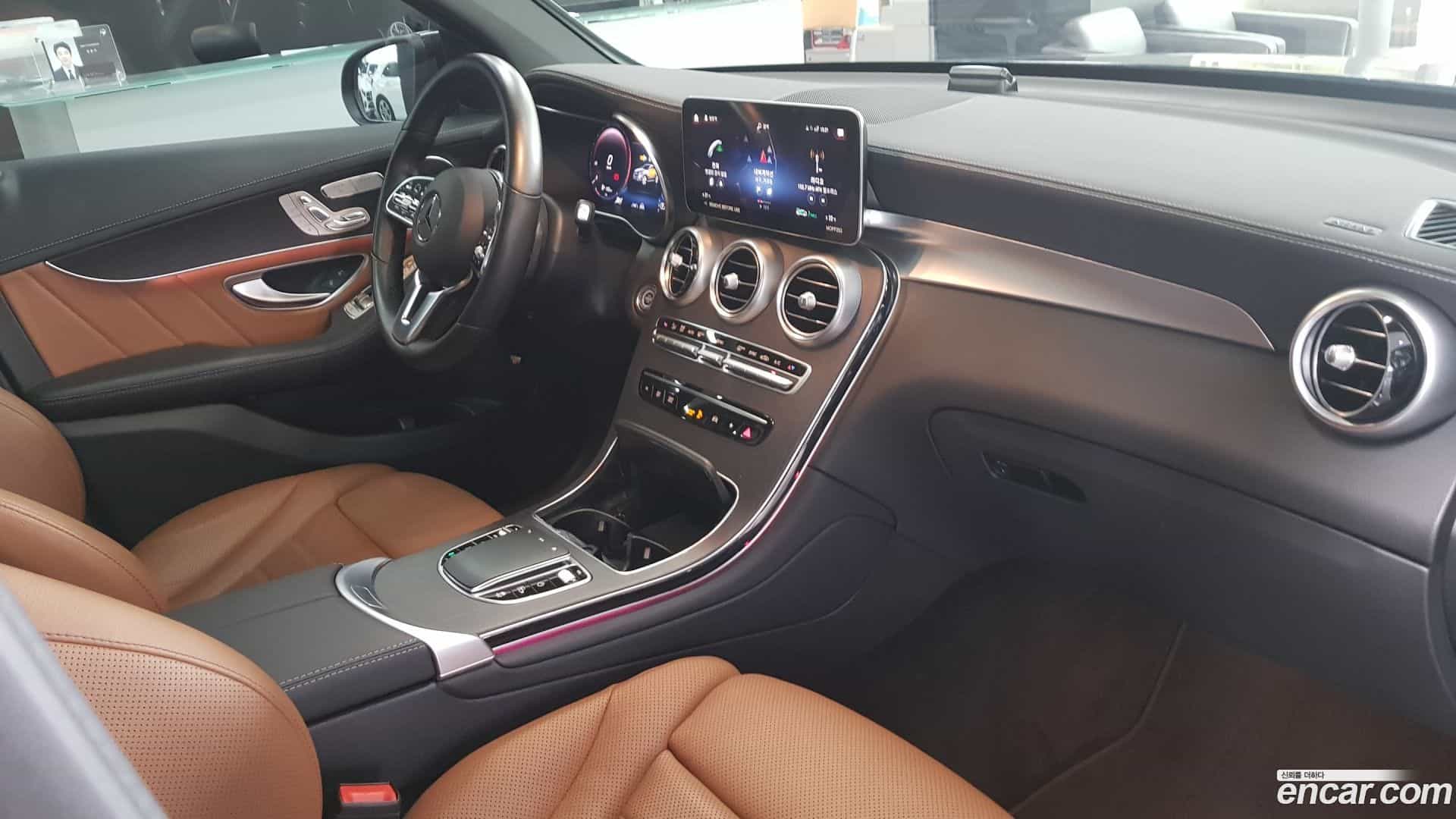 GLC-Class Mercedes-Benz 2023.3-OPTION-018