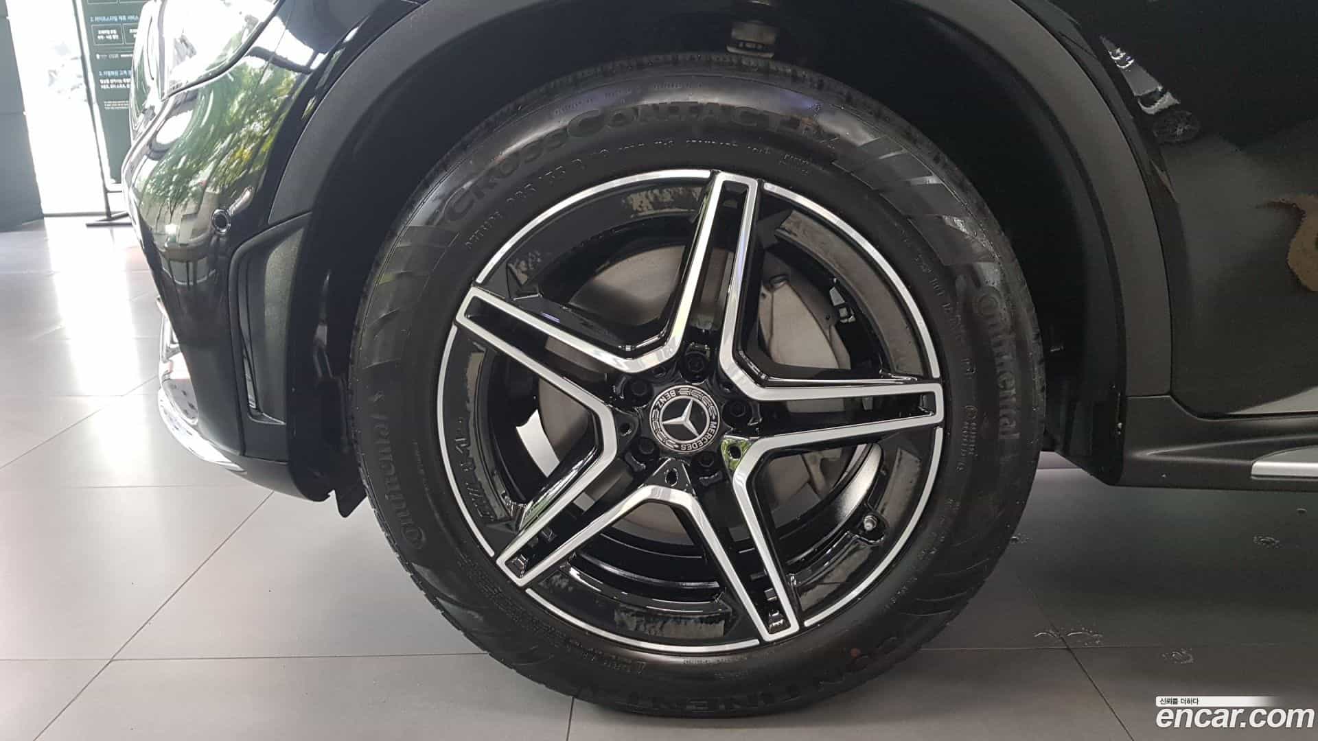 GLC-Class Mercedes-Benz 2023.3-OPTION-021