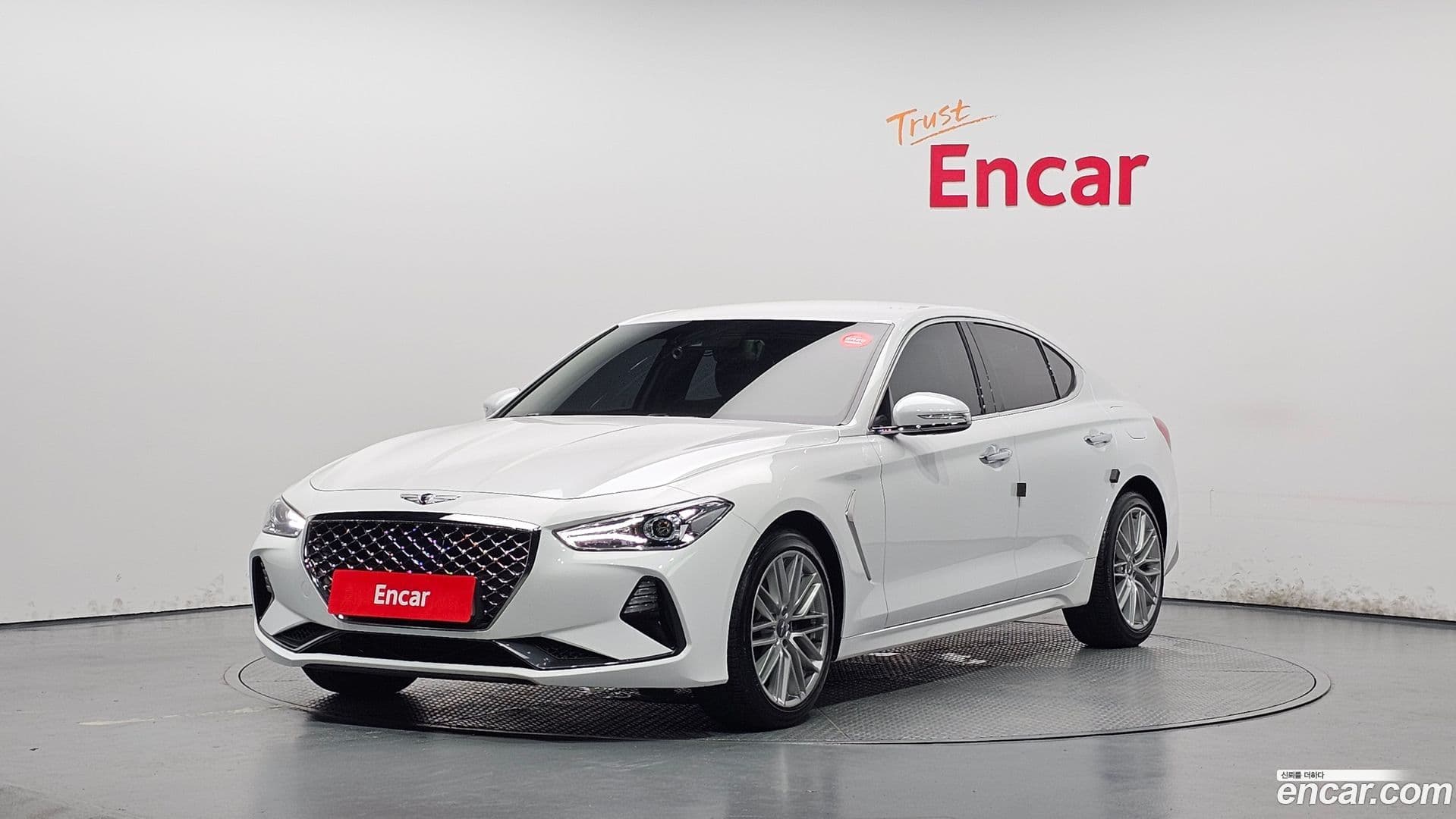 Main__Slider__Photo:G70 Genesis 2019.6-0