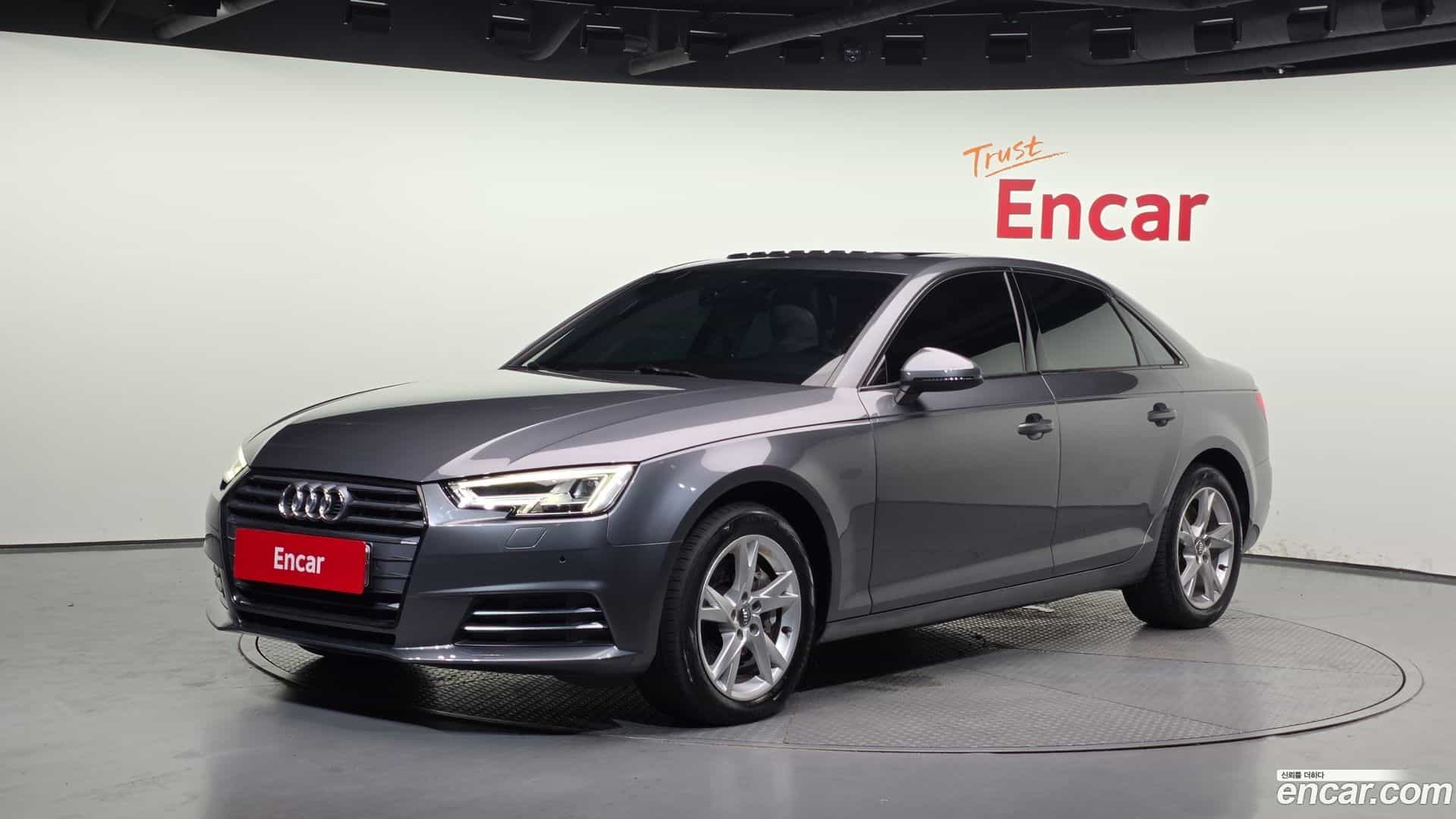 A4 Audi 2018.10-OUTER-001