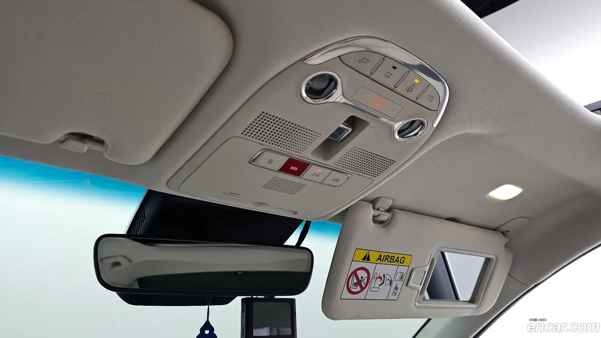 Grandeur Hyundai 2022.1-OPTION-022