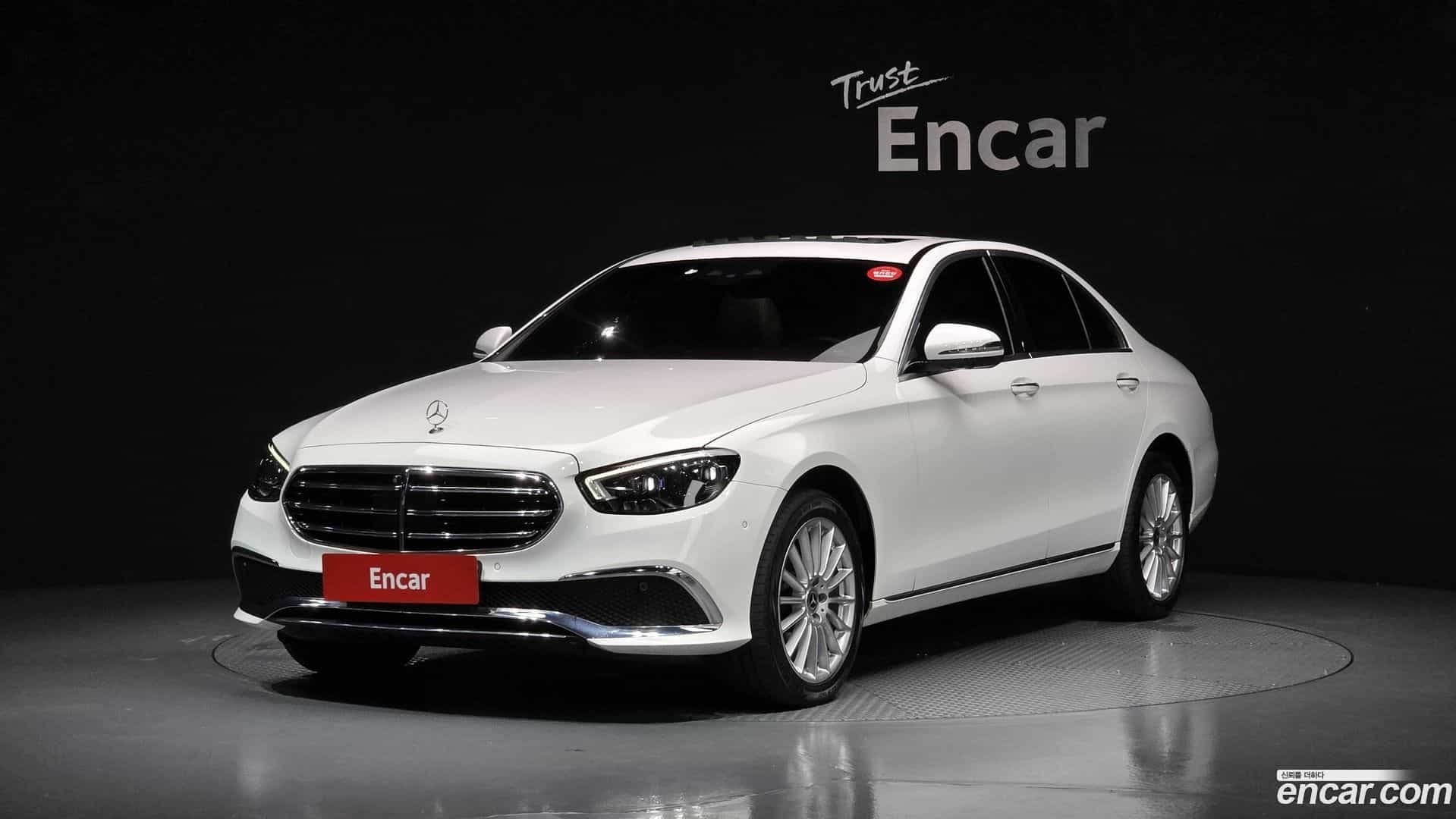 E-Class Mercedes-Benz 2022.0-OUTER-001